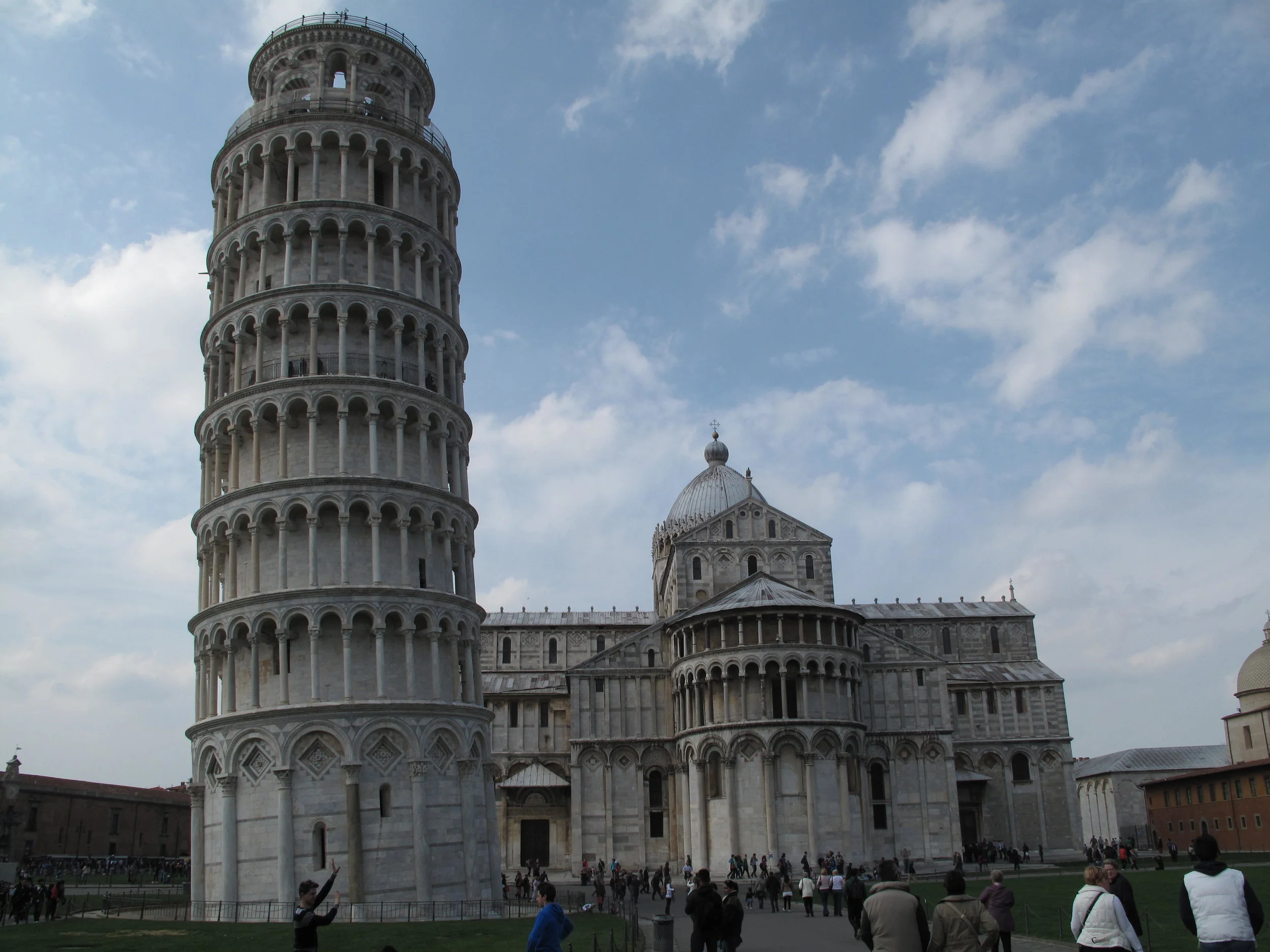 Good Lord! That tower is leaning... and I'm in Pisa.