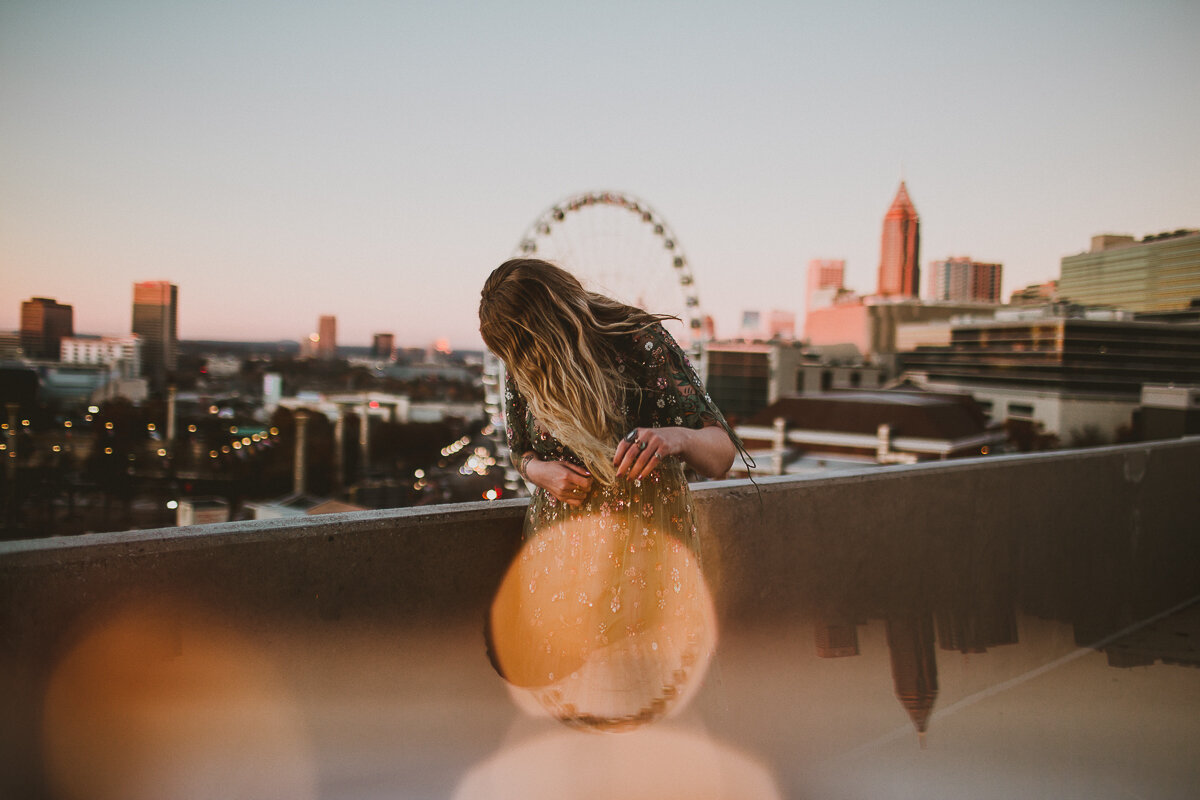 ashley-rooftop-sunset-session-kelley-raye-los-angeles-branding-photographer-7.jpg