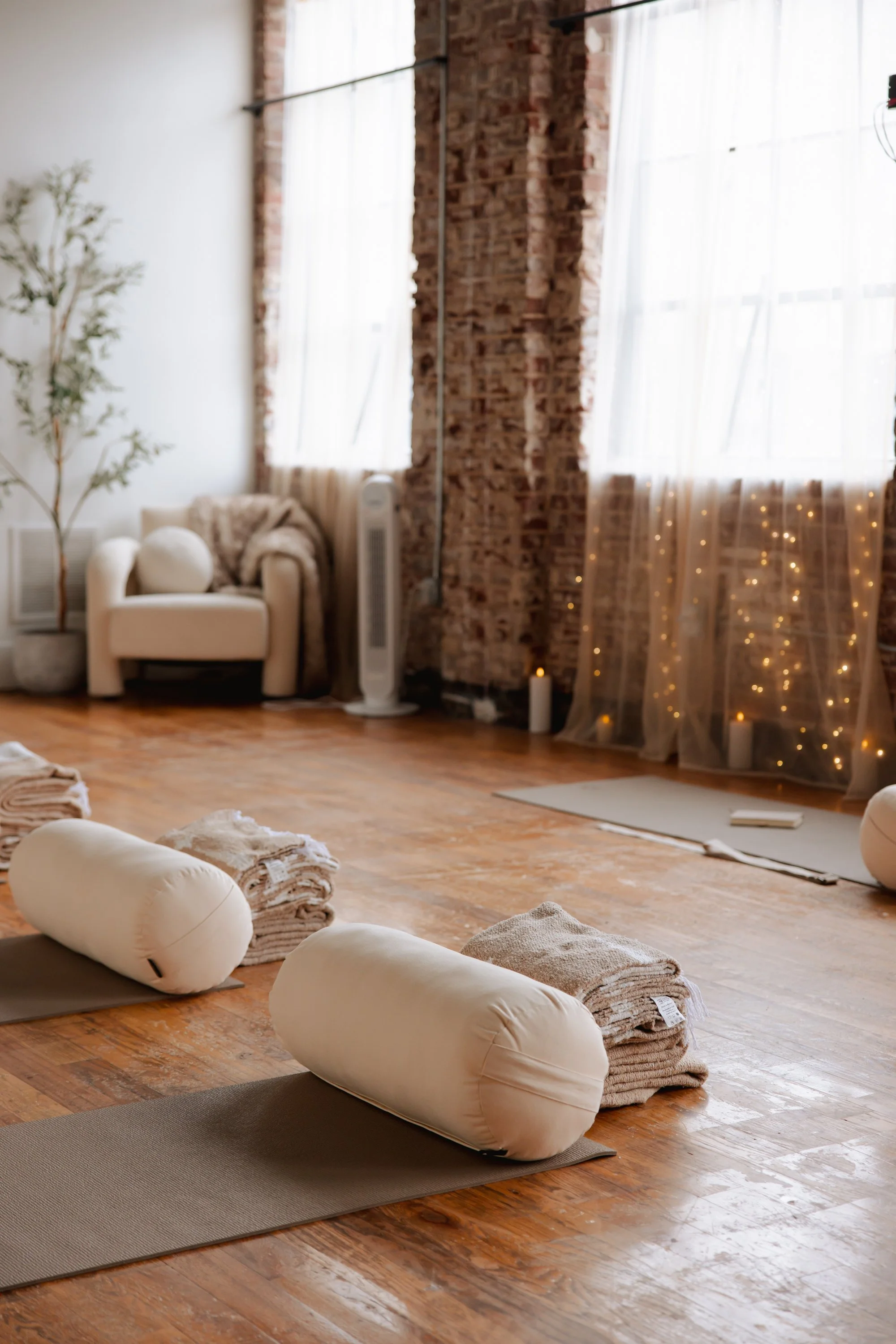 neutral-moon-studio-wellness-event-yoga-soundbath-venue-atlanta-69.jpg