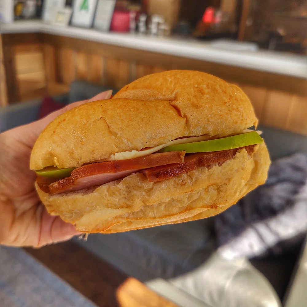 Ham, gouda, apple &amp; honey 