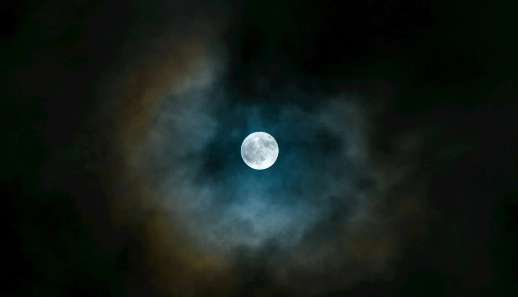 Today's Aquarius Full Moon