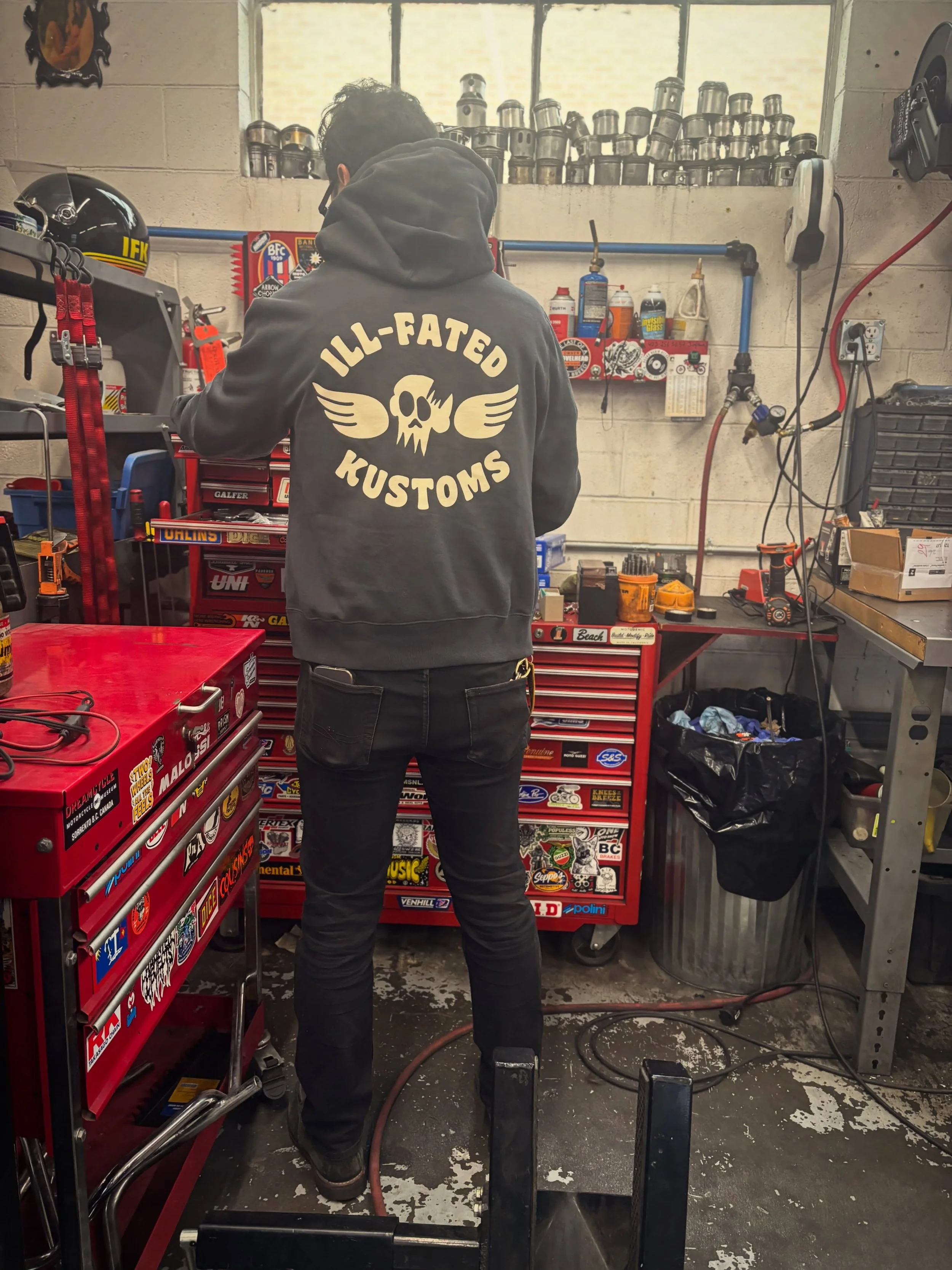 New IFK pullover hoodie is in the shop!

Made in Canada, recycled cotton blend and light weight in a relaxed fit.

#yyc #yycshop #yycsmallbusiness #motorcycleshop #motorcycle