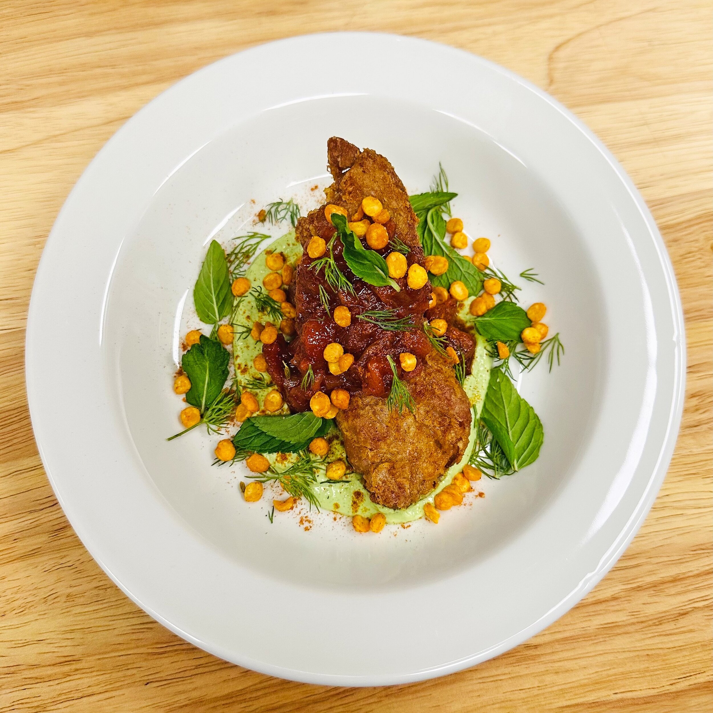 One of @dbeezatl&rsquo;s all-time Sweetbreads set-ups is back boyeee: Spiced Yogurt - Rhubarb Chutney - Herbs - House Masala - Crispy Lentils. How does he do it?!?! 😮&zwj;💨