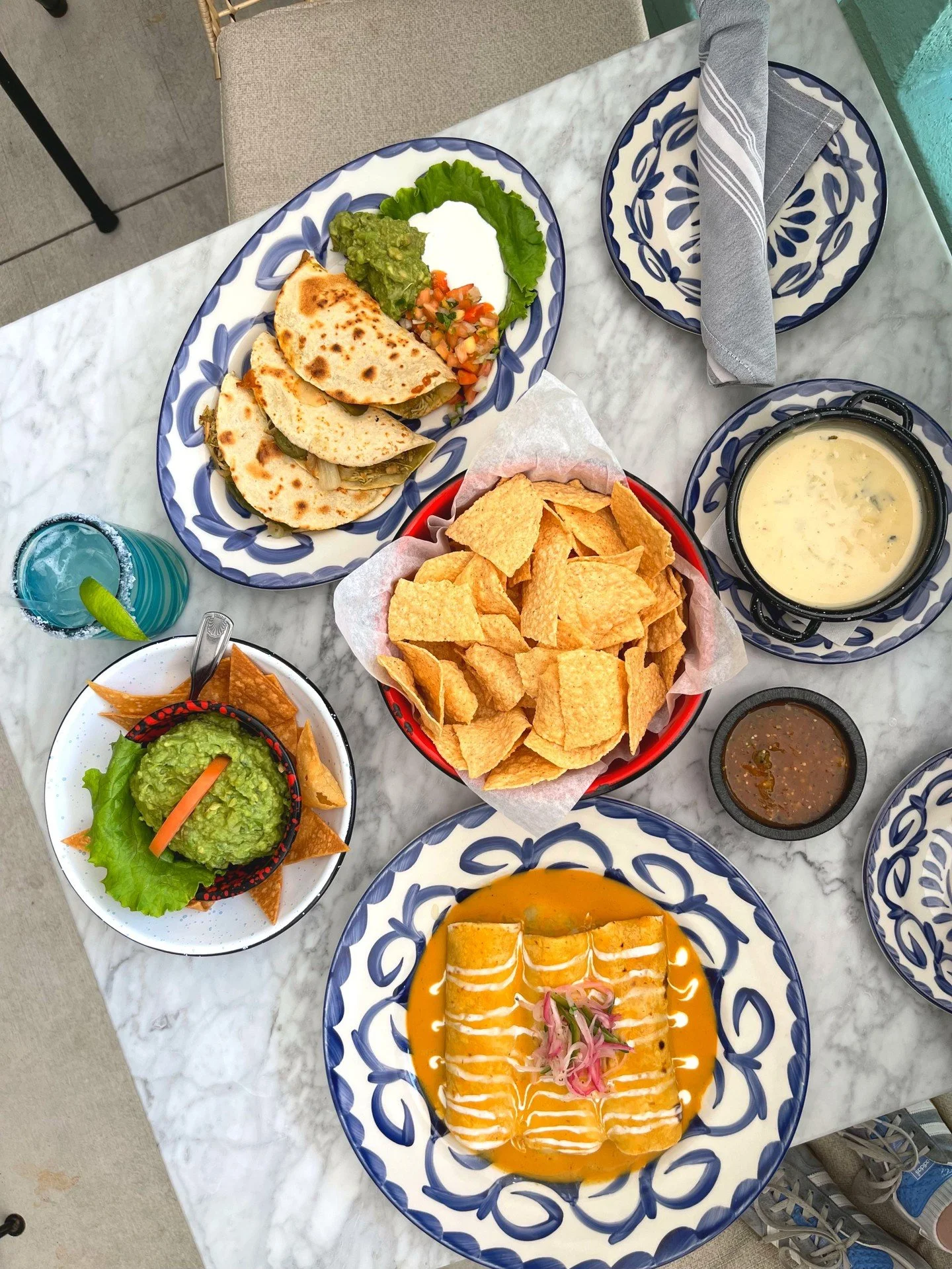 Big Game, big appetite -- your watch party deserves a full food spread this Sunday! Score a to-go order with us and make sure you're a winner no matter what happens on the field. 🏈🎉

#santacatarina #atxfood #atxeats