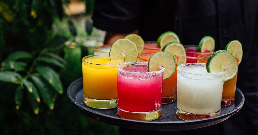 &iexcl;Feliz Cinco de Mayo, Austin! 🎉🎊 There's no better day to have a margarita, and y'all know where to get the best ones. 😉🍹

#santacatarina #cincodemayo #margarita #atxdrinks