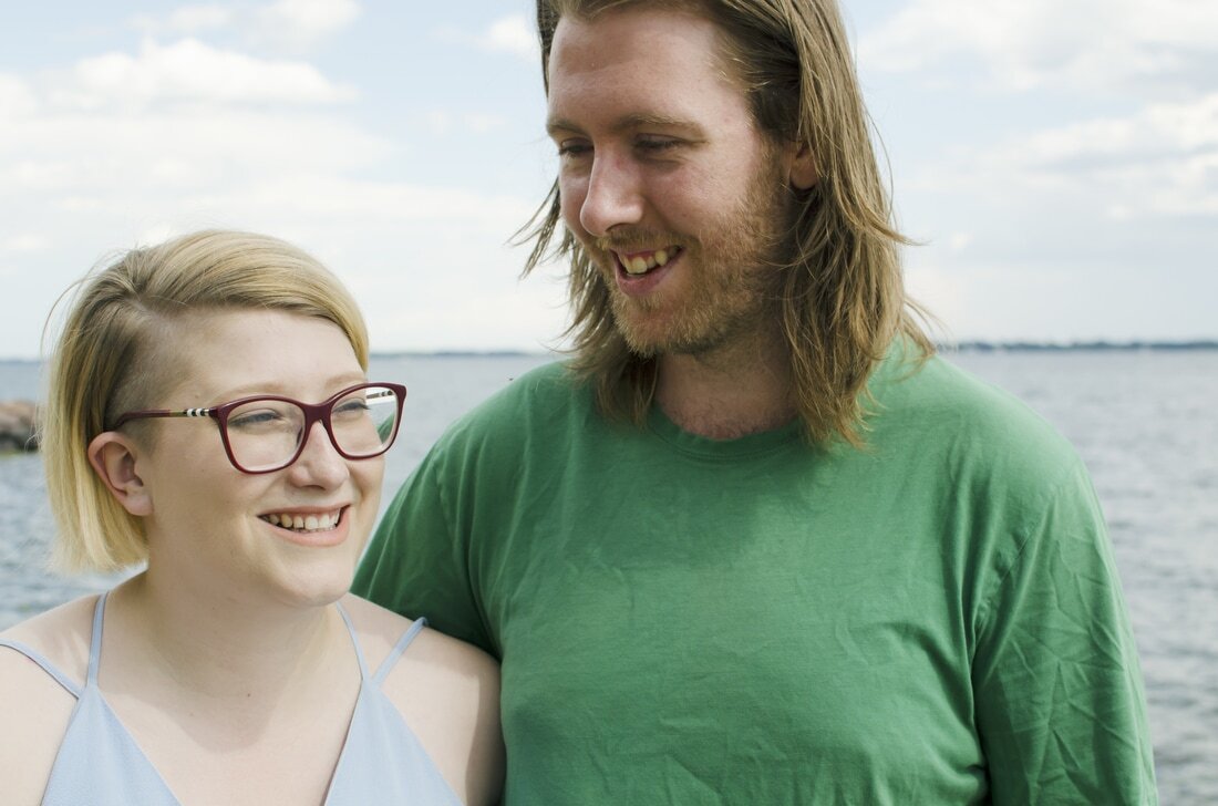  While wandering the streets of Kingston, the team managed to shoot some random, unplanned, fleeting and fun-filled couples’ photography. 