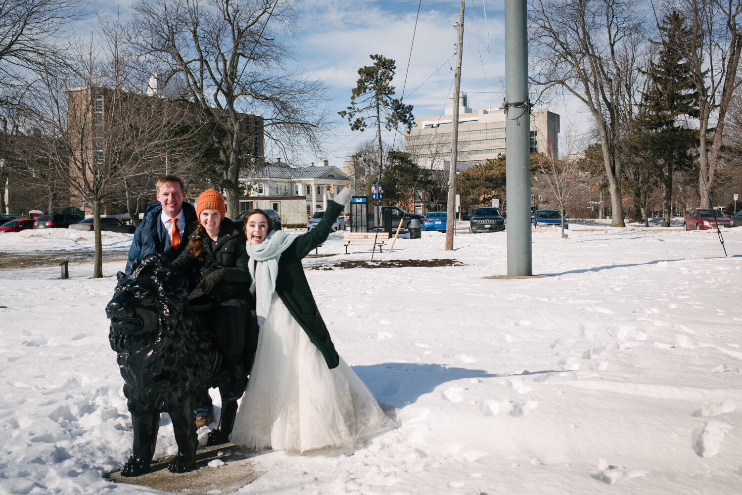  I fell in love with Sara and Iain’s winter wedding! It was my first Canadian winter photoshoot and it was epic! 