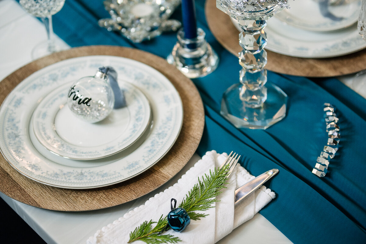 Winter wedding styled dinner table, plate settings 