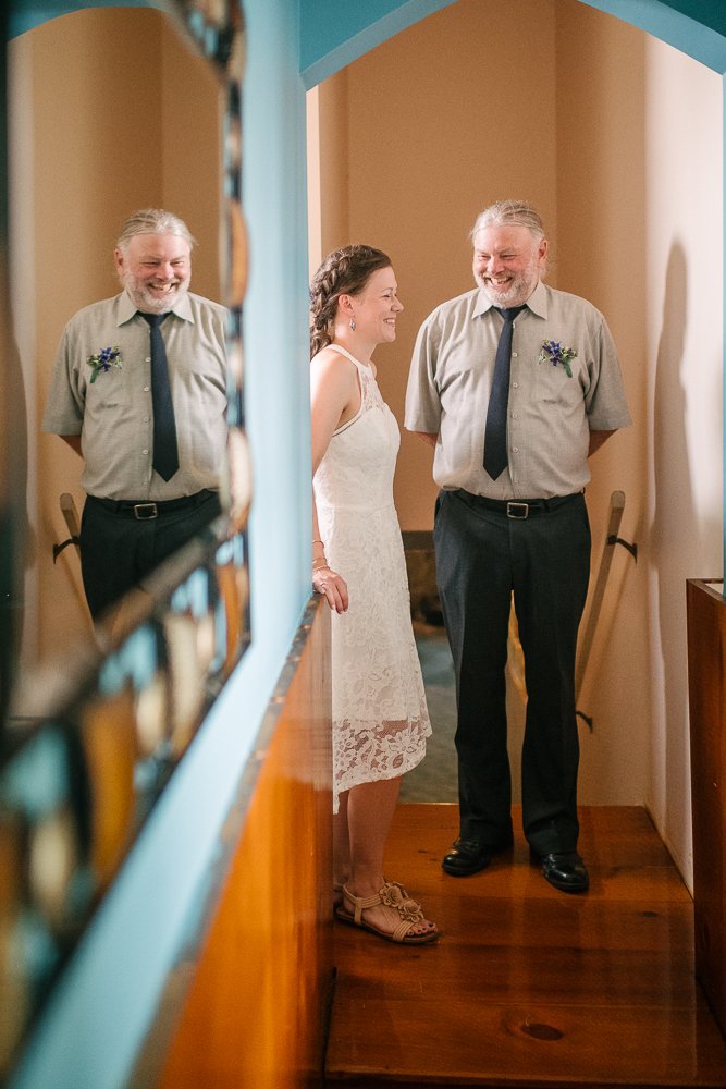 Bride with her dad ready to walk down the aisle