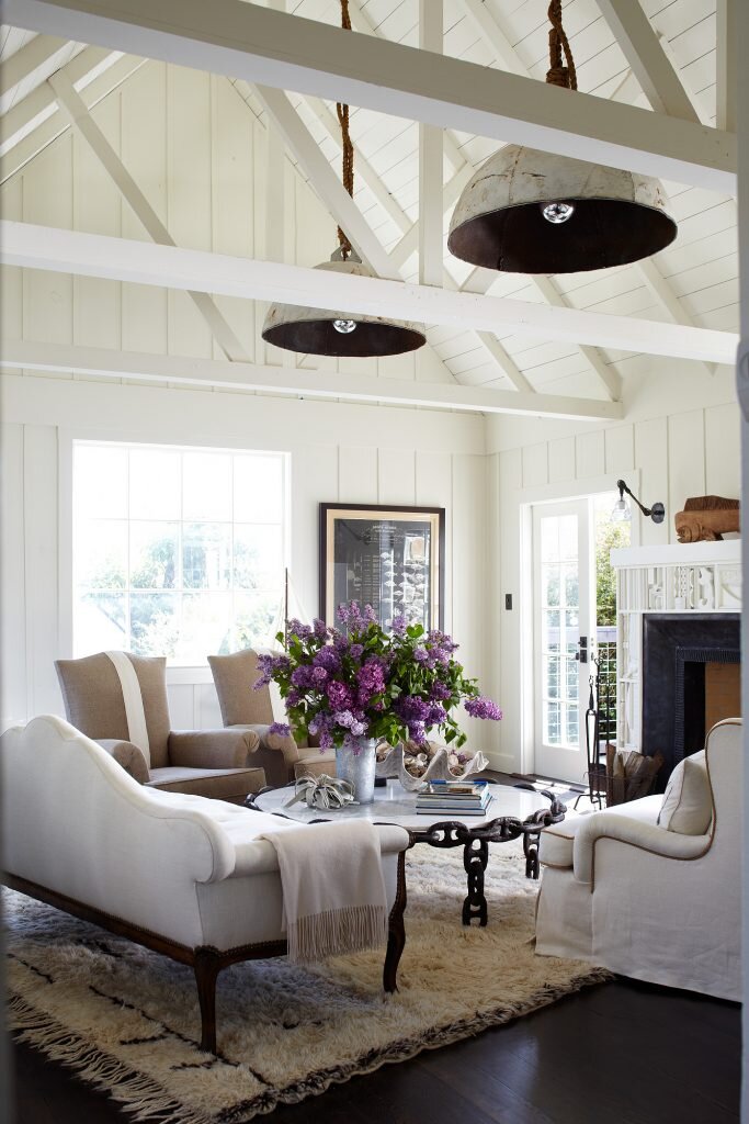 Dempster_LivingRoom_Main_027bit.jpg
