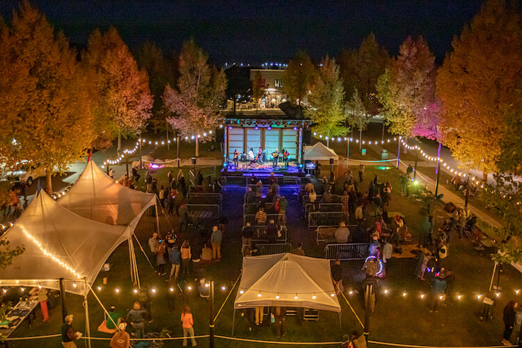 the-lawn-surf-hotel-buena-vista-colorado-leftover-salmon-fourth-of-july-concert-live-music-6.jpg