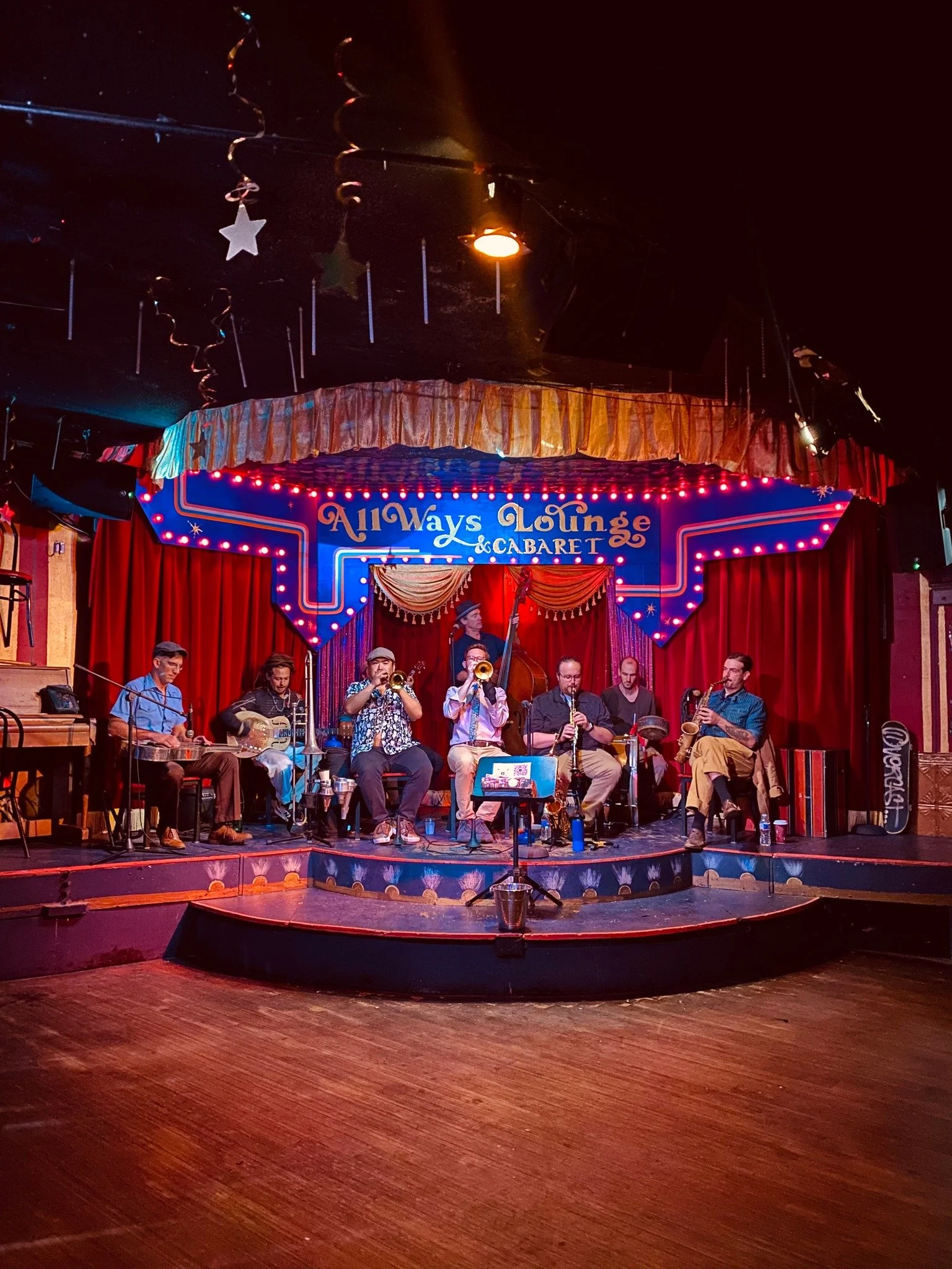 Secret Six Jazz Band (Free Show)