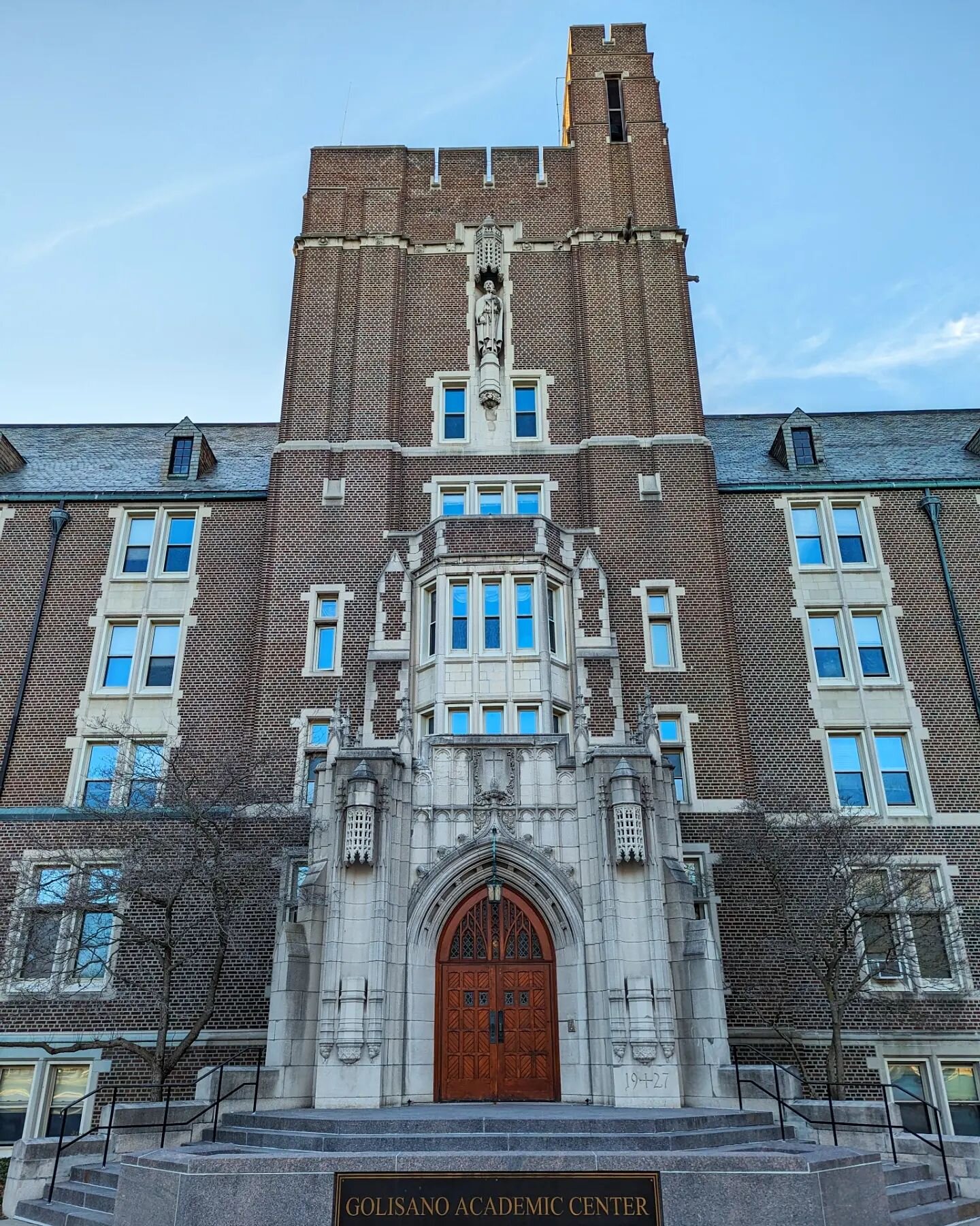 Today we stopped by @nazuniversity to speak with students in the history department about Historic Structure and Condition Reports. Of course we can't help but admire the striking original 1928 collegiate gothic design of the Golisano Academic Center