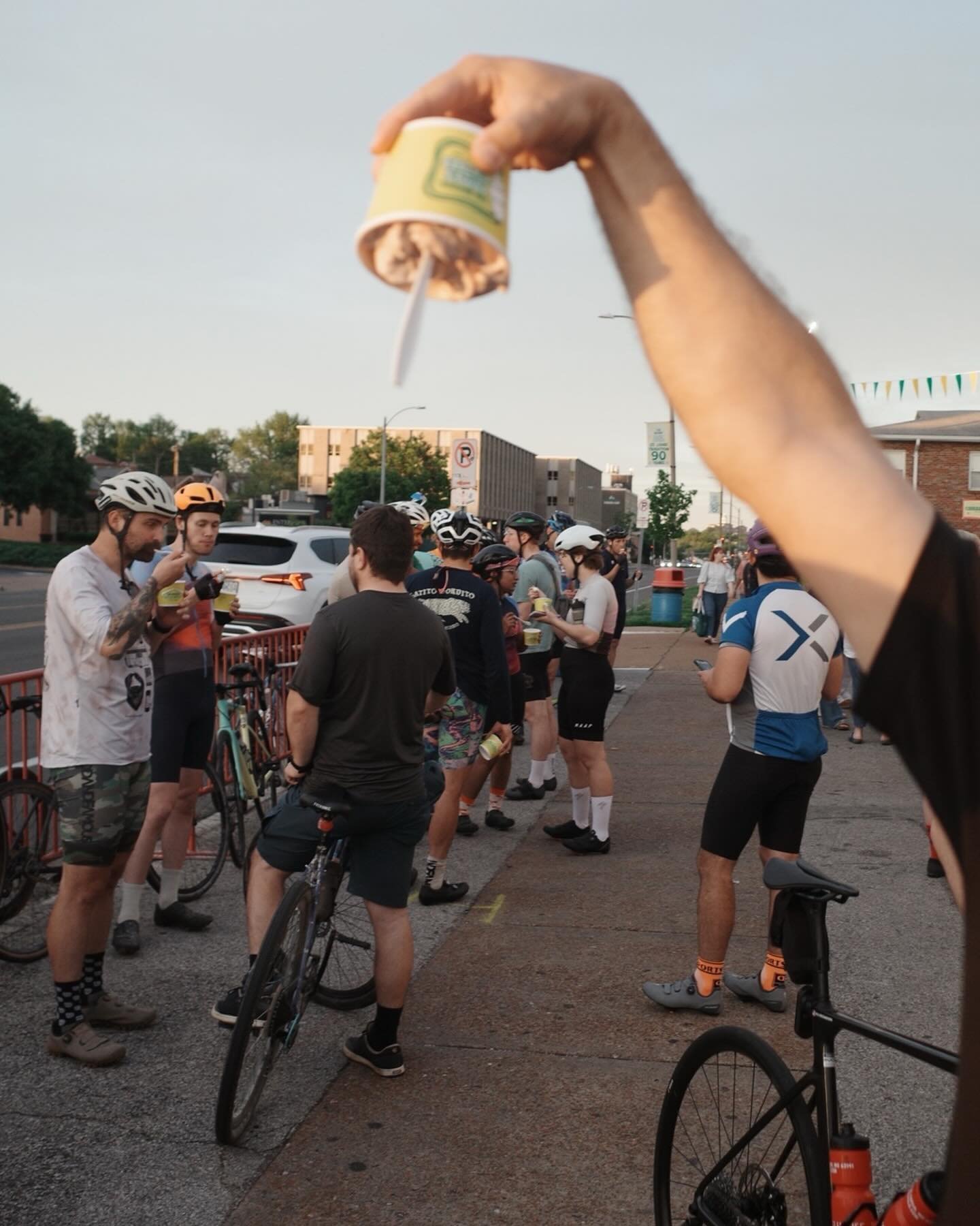 Last night's Monday Night Social Ride was a VIBE! The weather was perfect, and we stopped at the iconic St. Louis staple, @teddrewes_frozencustard's, for a mid-ride treat. Congratulations to them for 95 years and counting! We plan on &ldquo;sprinklin