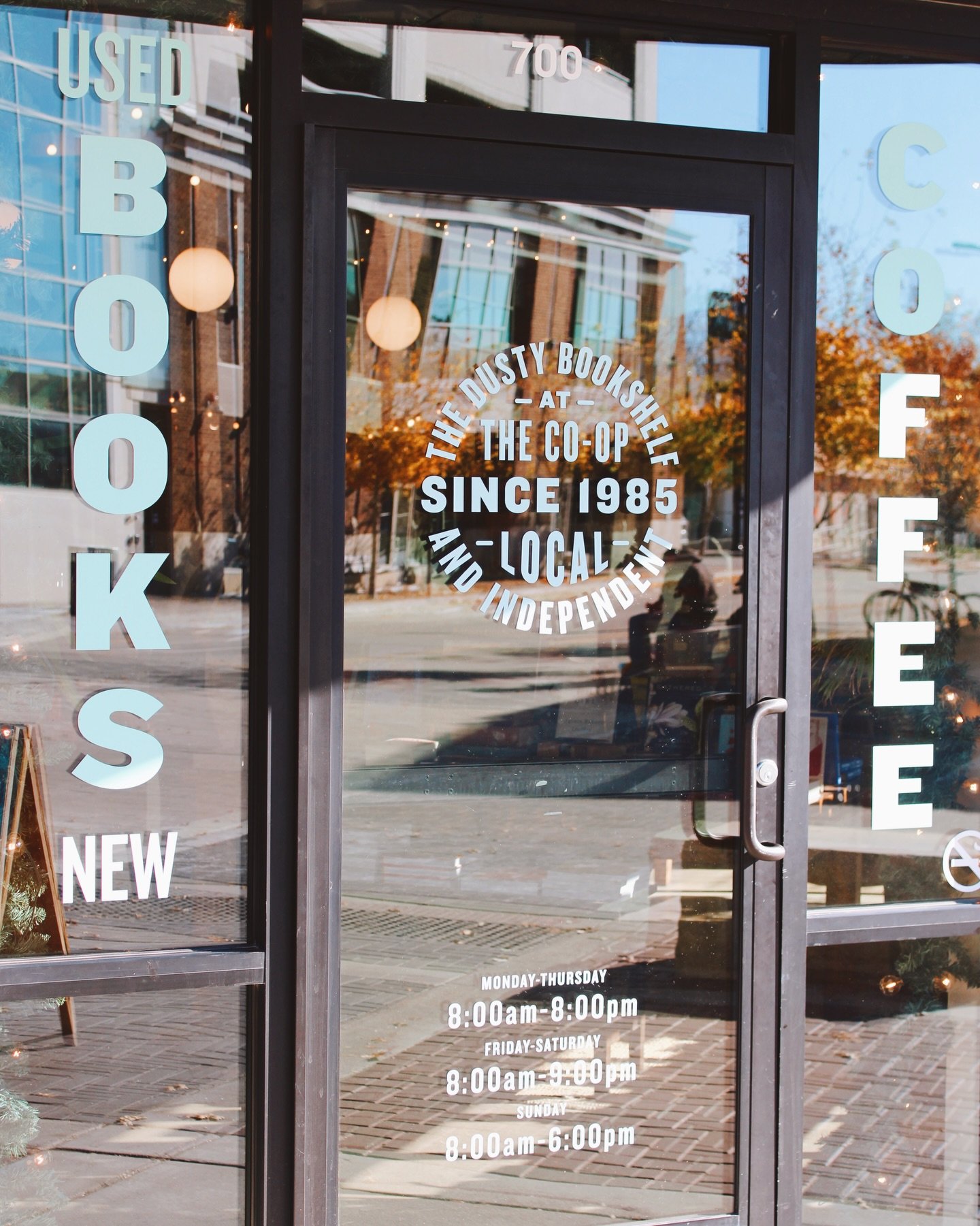 A little holiday scheduling note before things get extra busy. 🎄 
We&rsquo;re here for last-minute book picks, cozy coffee stops, and a little quiet time in between it all. 📚☕️

We&rsquo;ll be closing a little early on Christmas Eve and New Year&rs