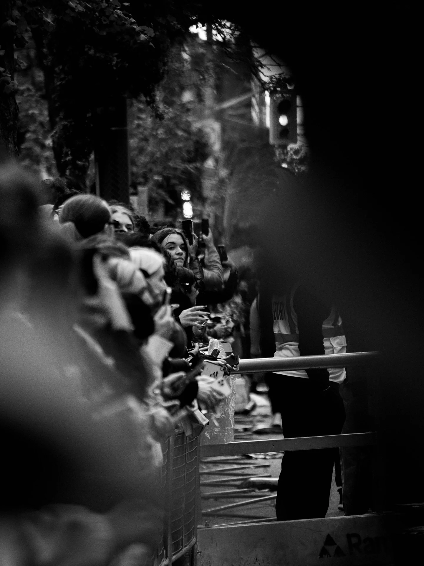Waiting for your moment ✨#tiff50 #tiff #filmfestival #canada #thesix #bnw #festivalstreet #nikonphotography #lightroom #artofvisuals