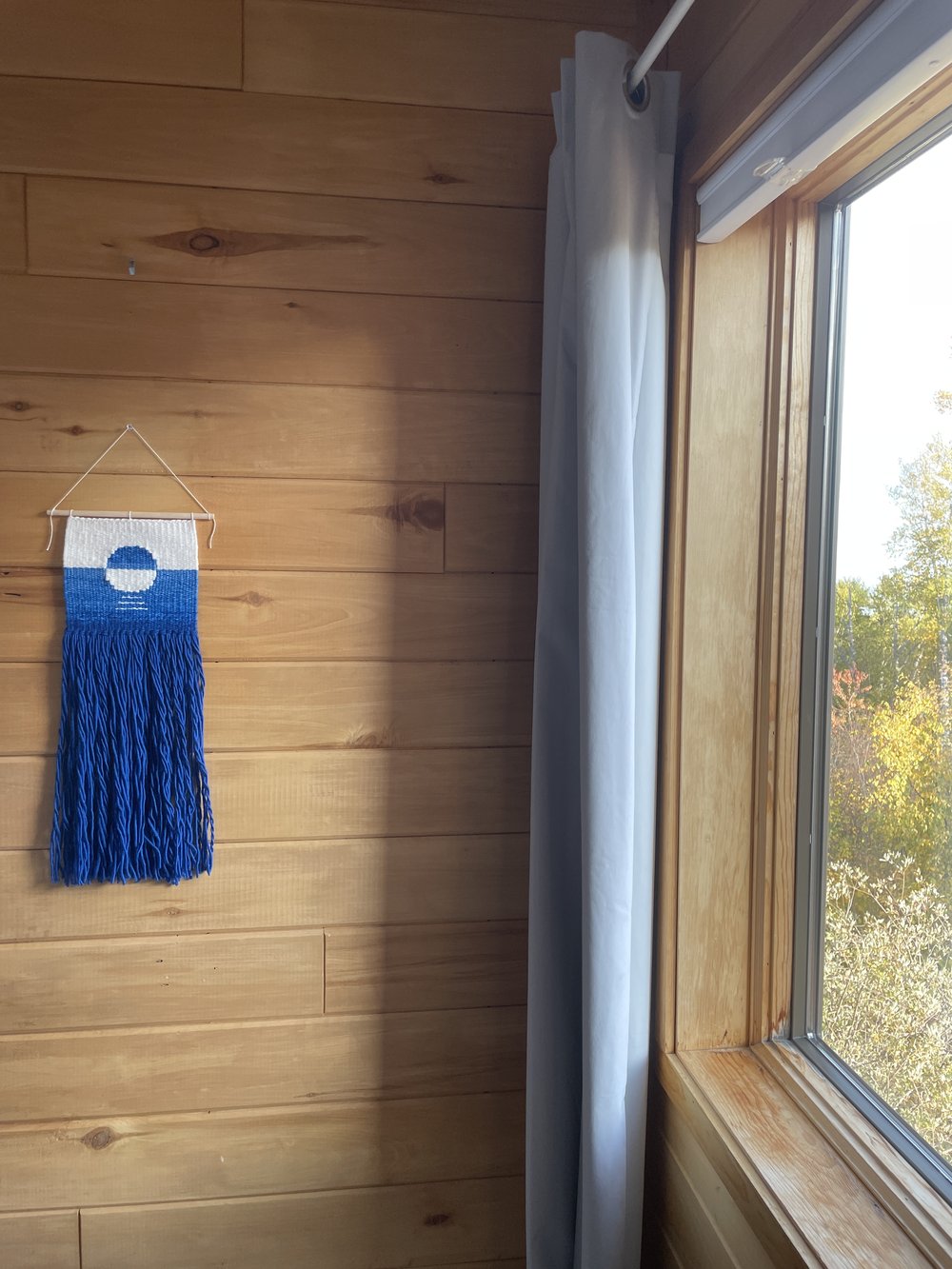Sunrise Woven Wall Hanging – Mini Weaving Loom Project – Clover Needlecraft