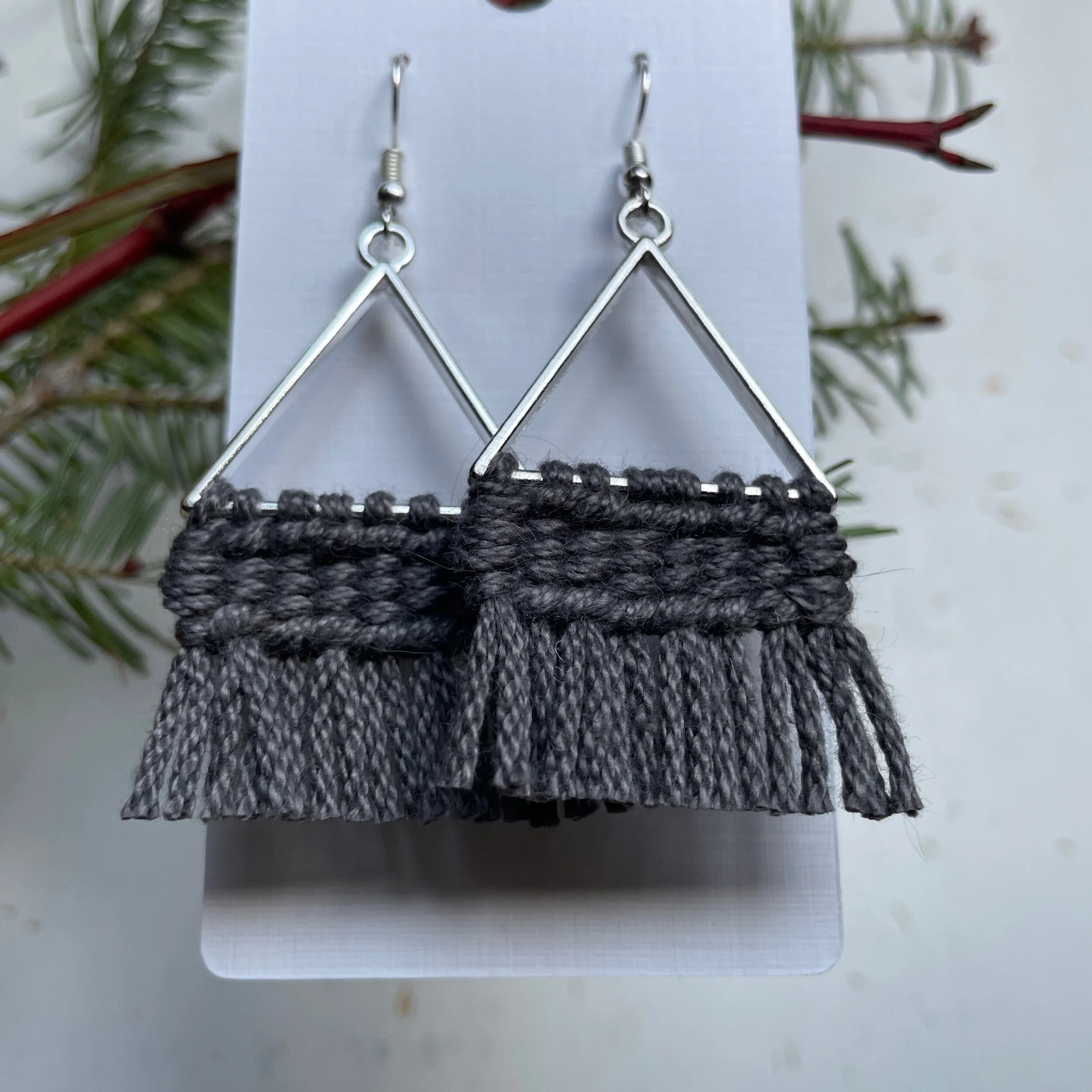 E2B264B9-8C20-402B-A1A8-0B53203B5A52