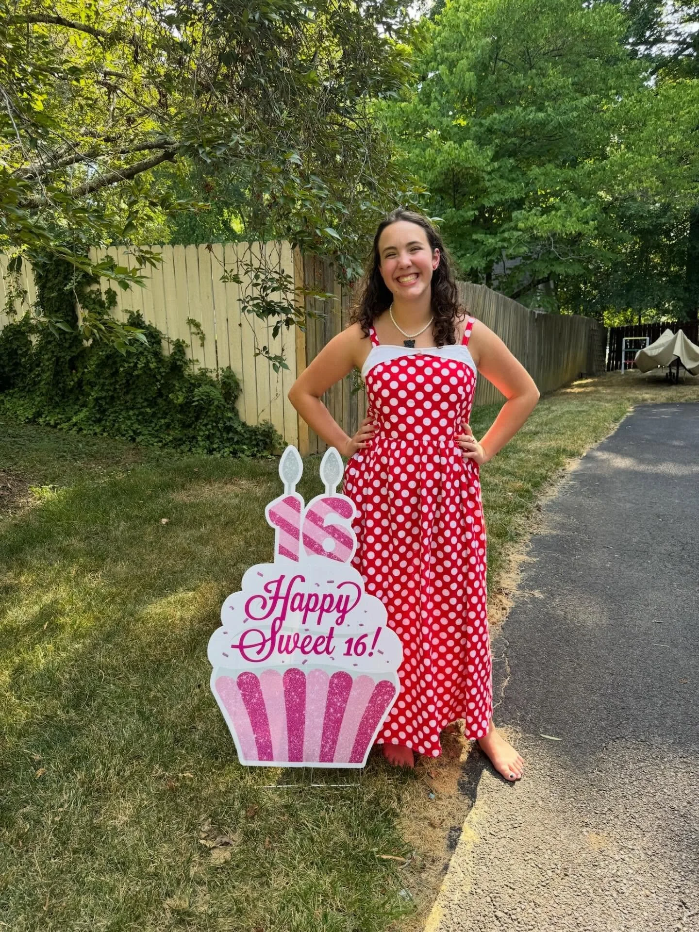 With so many new faces joining us for classes, it&rsquo;s time for a series to introduce our amazing Sewfun teachers !! Starting with ⬇️

🌼 Meet LILY

Lily has been sewing for almost 12 years. She attended Sewfun when she was little and now is one o