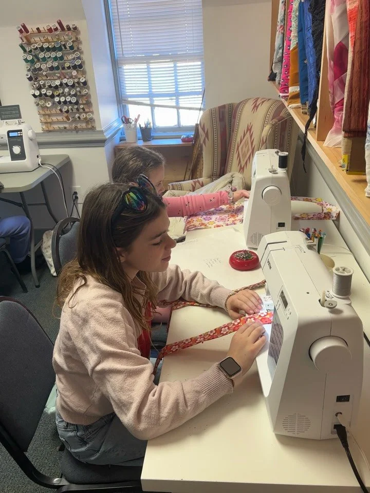 Our Kid mini workshops and Saturday classes are perfect for days off from school.
Coming up:
✨Presidents&rsquo; Day Mini Workshop: Feb 16
✨Saturday Kids class: Feb 21+28