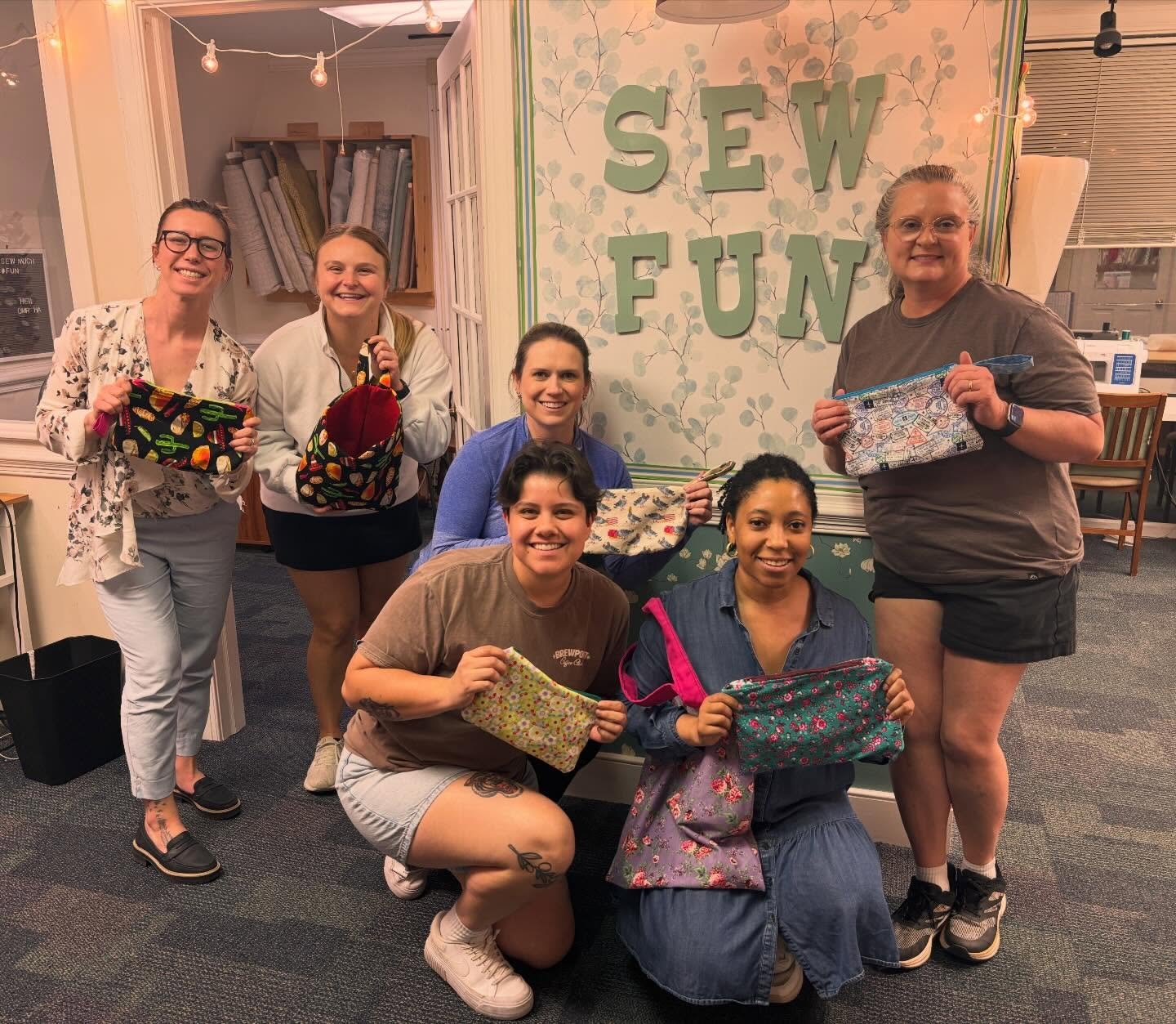 We had some fun fabrics and matching flower bags made for this week&rsquo;s Level 1 class!