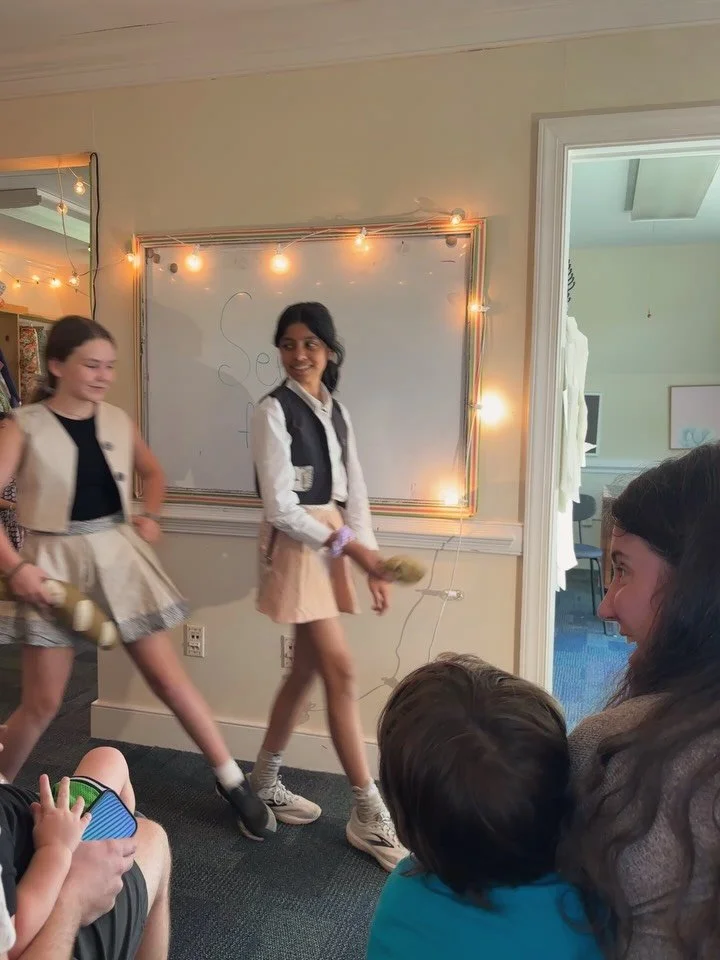 We are ready for the next round of summer camp fashion shows!! Until then, join us at our Saturday Kid classes to get a taste of what summer will be like at Sewfun.
✨Saturday April 4+11th 
✨Saturday May 9+16th