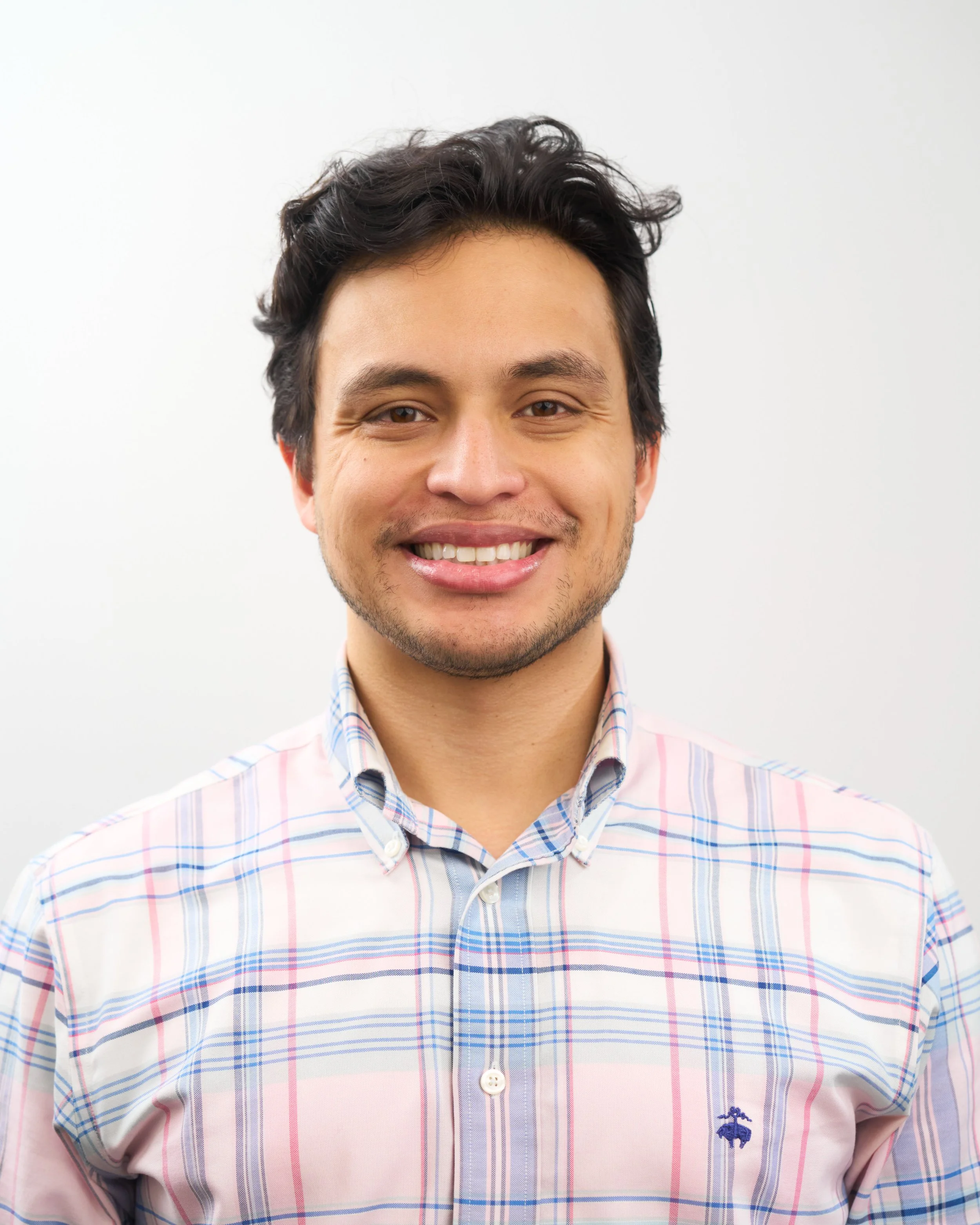 AdobeHeadshots0226.jpg
