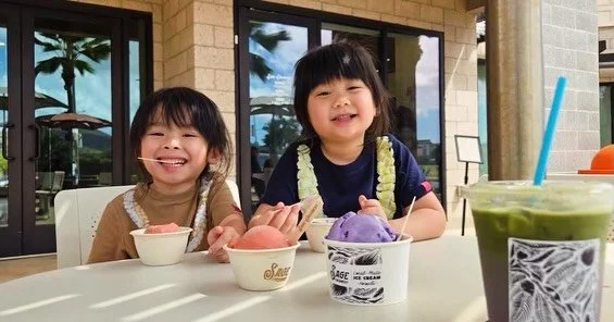 💞 Grateful for the overwhelming support ~ mahalo to Wendy for sharing these photos and story with us. When Daniel was sick we had a benefit concert at Hawaiian Brians 🤘 and although he didn&rsquo;t get to see it, he made sure that it was an epic se