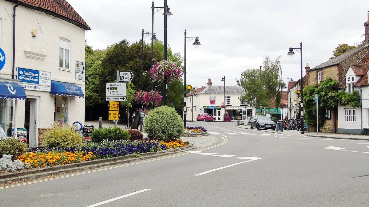 Centre-of-Liphook-Hampshire.jpg.webp