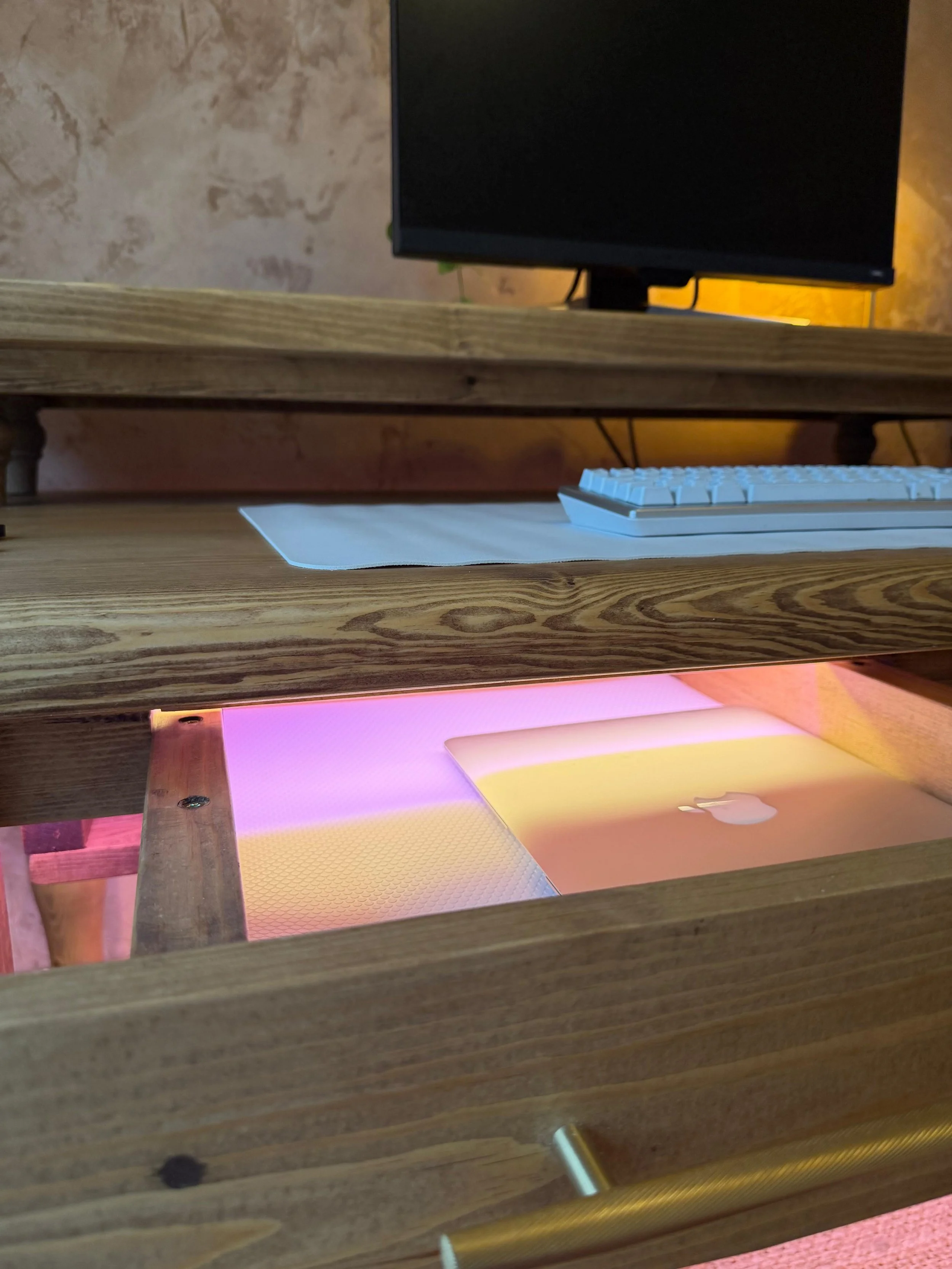 WhatsApp Image 2026-01-14 at 20.42.02 (12).jpeg