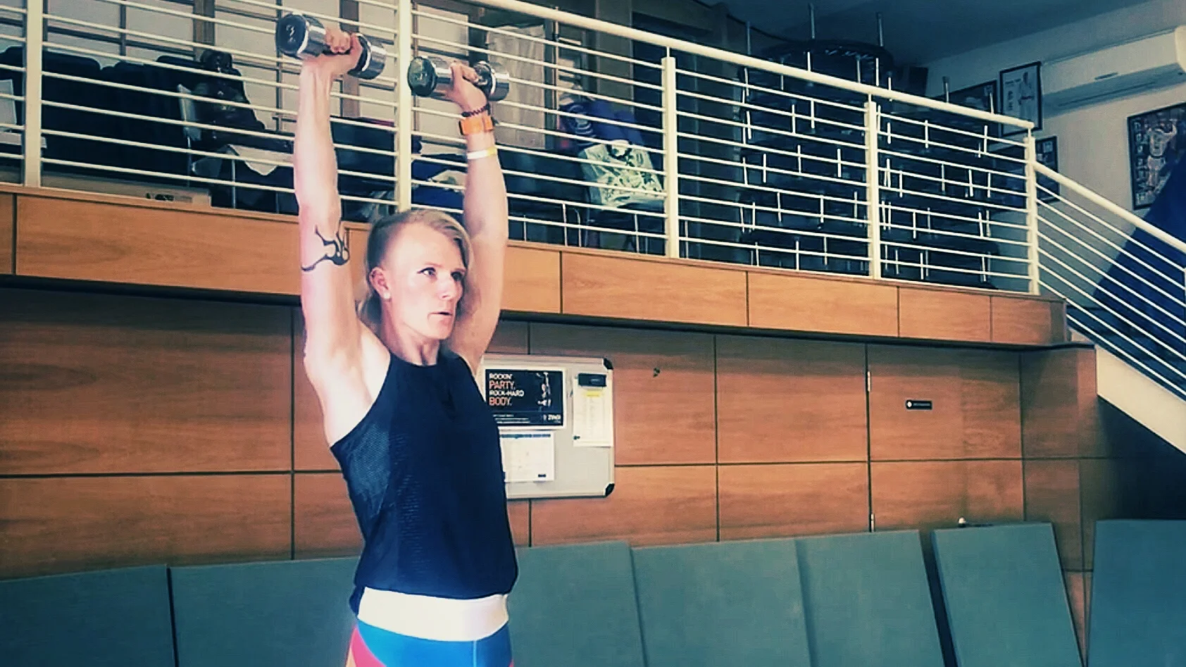 Dumbbell Arnold Press