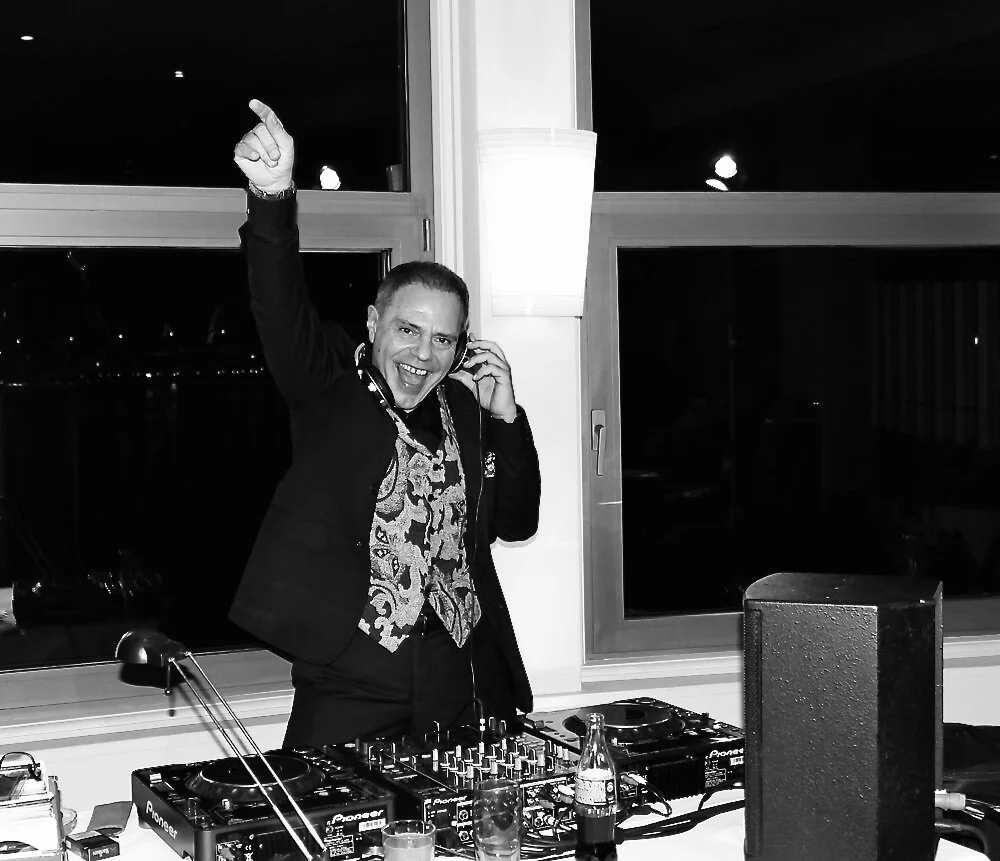 out now: the bubbly night movie 