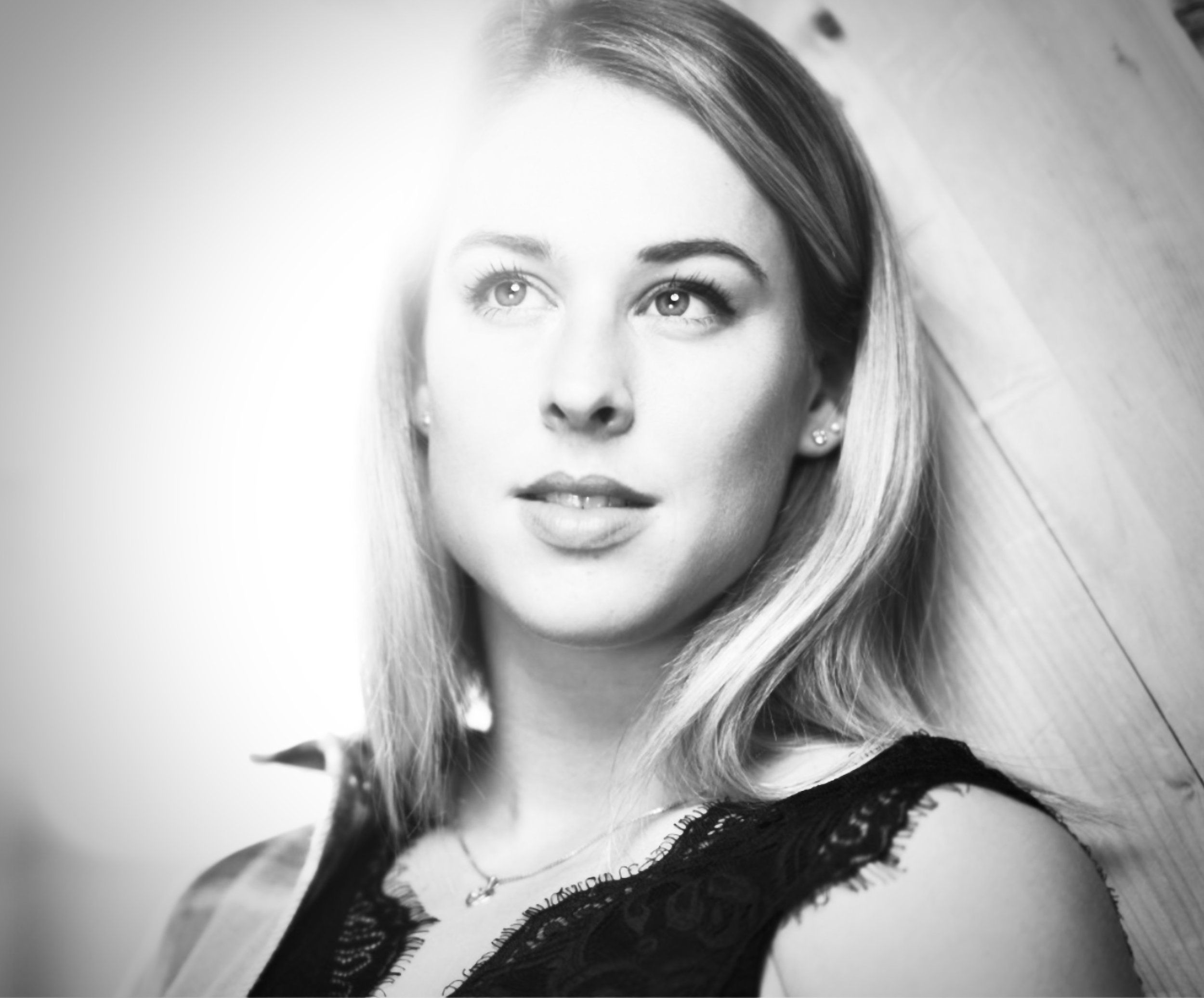 Celebrating a new beginning: photo session with former artistic gymnast Giulia Steingruber