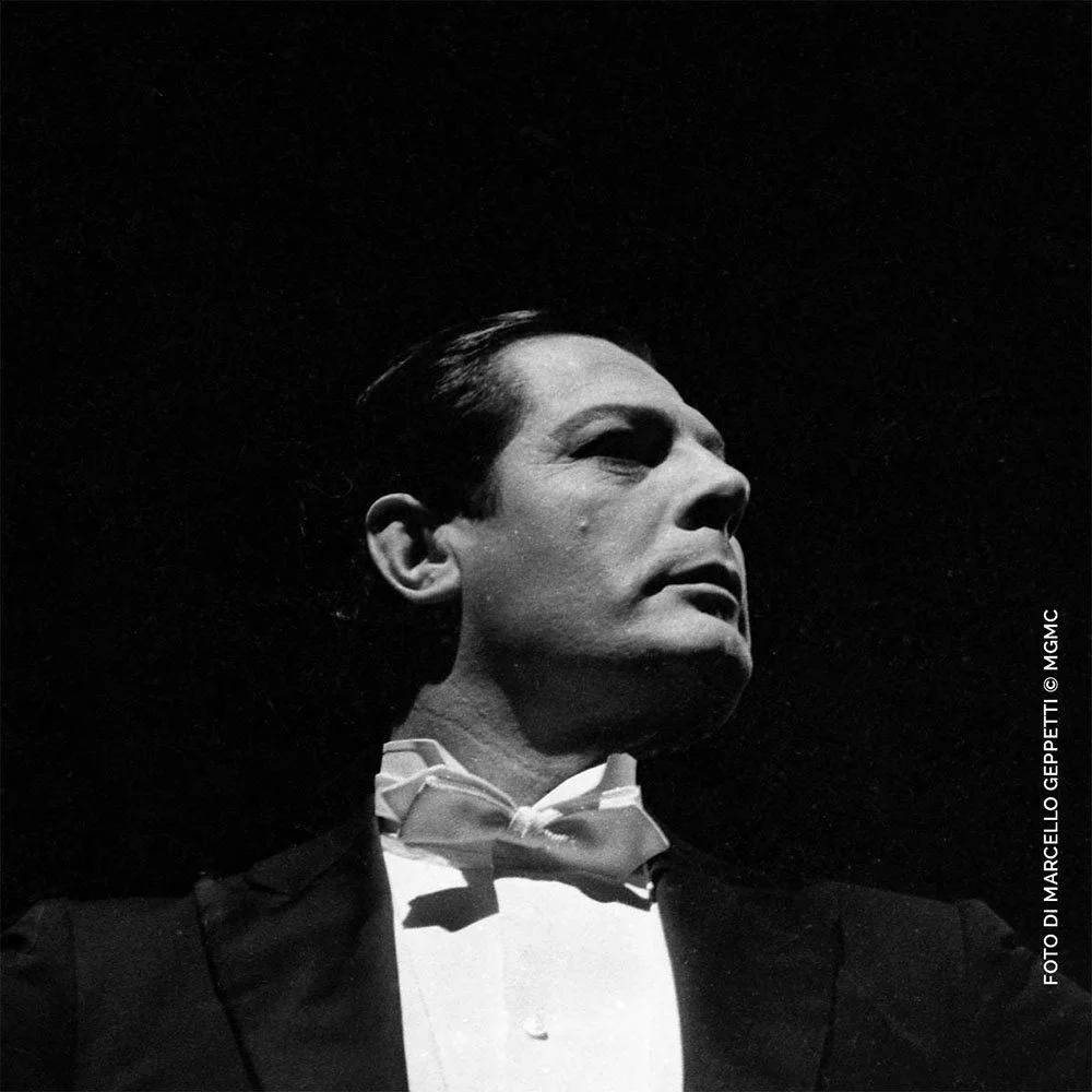 Un viaggio nel fascino senza tempo della Dolce Vita – Omaggio a Marcello Mastroianni