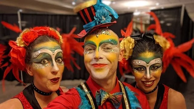 This week has been and continues to be full speed!
.
Thur - perform Spartanburg, South Carolina
Fri - perforn Berry College, Georgia
Sat - perform Durham, North Carolina
Sun - fly to Toni! Northampton, Massachusetts
Tues - meet professor at Harvard (