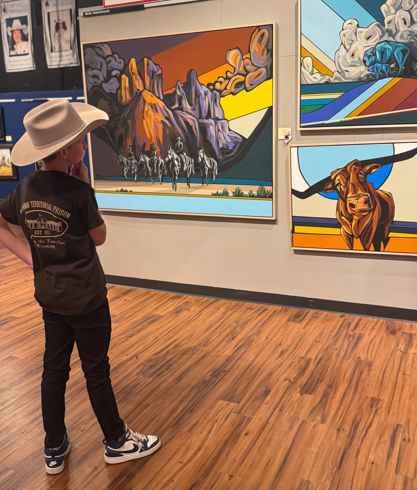 Last weekend to peek the CFD Western Art Show at the @cfdoldwestmuseum 🤠✨ 

I&rsquo;ve got 2/4 pieces still up for grabs, so pop on your hat and go take in some arty goodness. 

PS. Love it when my little is all too keen to pose by mom&rsquo;s art w