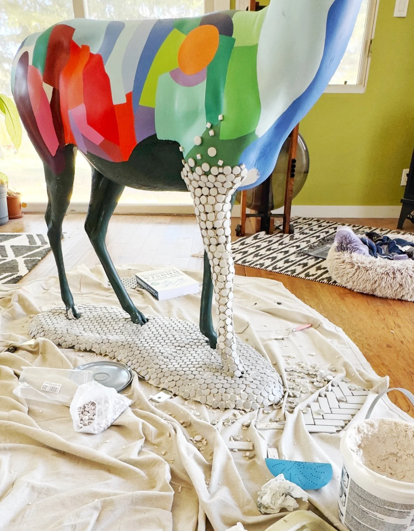 What do ramen, a mafia documentary, tile + a pronghorn antelope all have in common?! 

Really nothing other than that they were all keeping me company during my journey of sheer terror.  Panicked that I&rsquo;d ruin this project for the @rockpilemuse