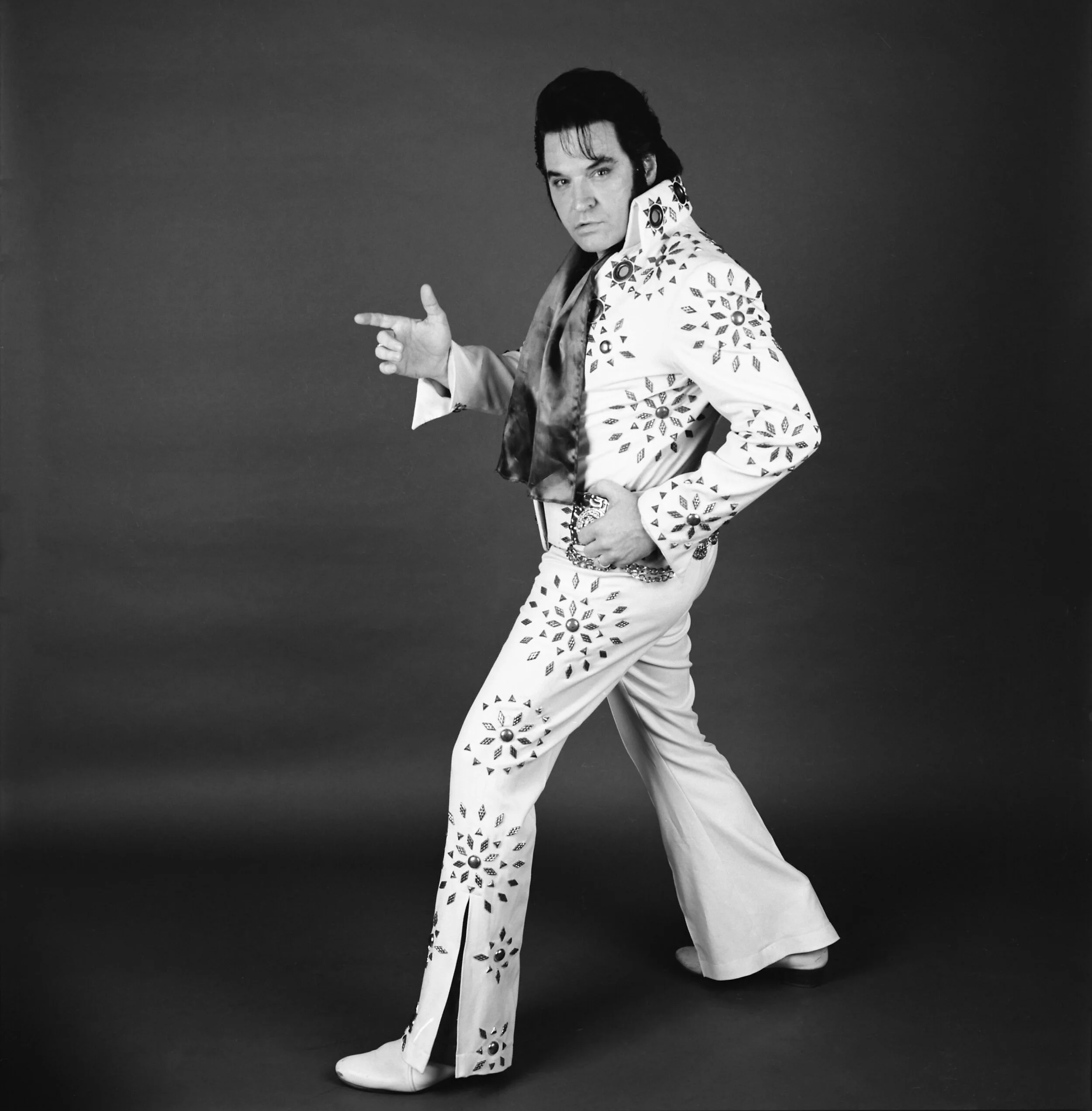 elvis9.jpg