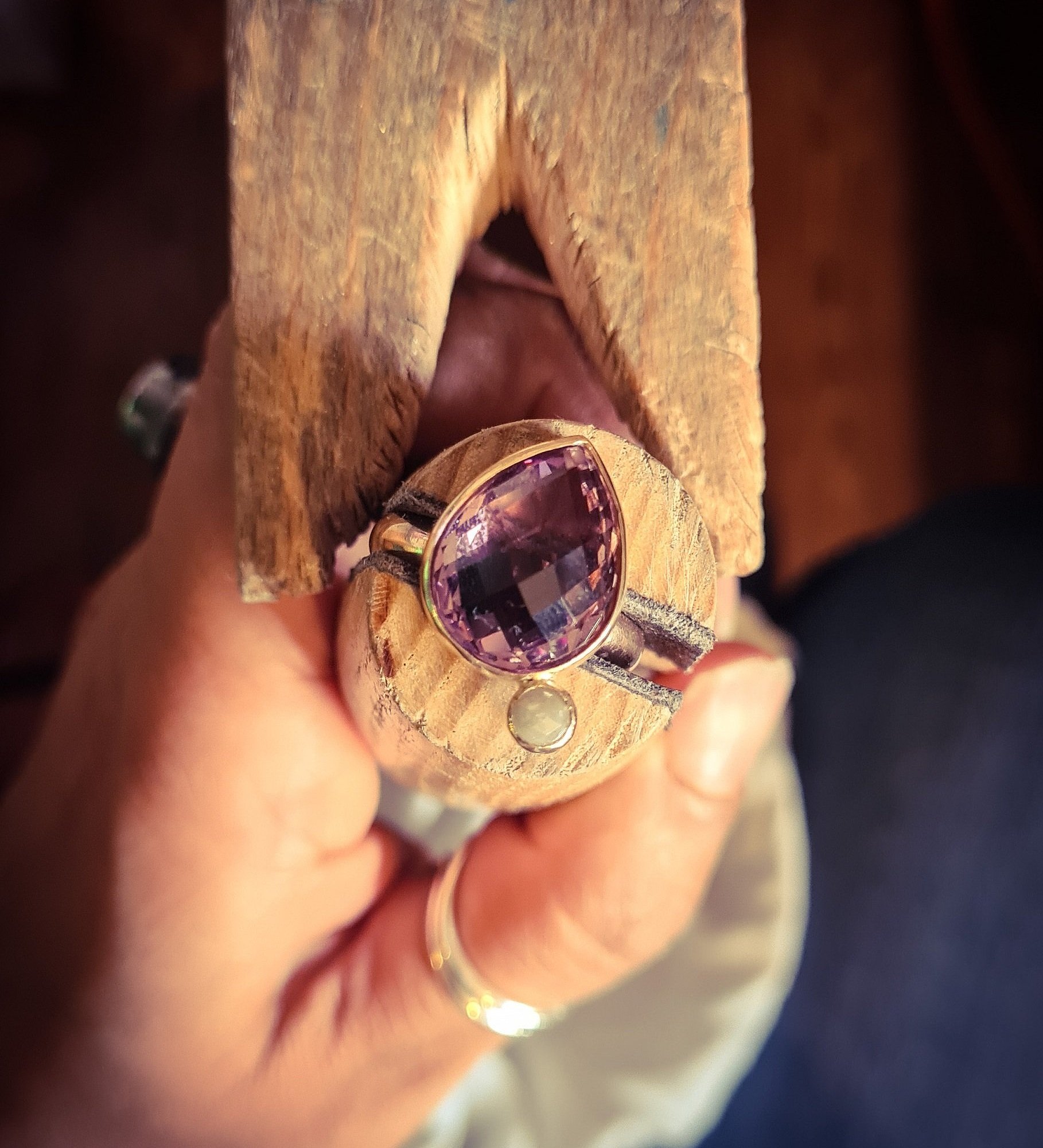 Creating A Gold Amethyst Diamond Ring 