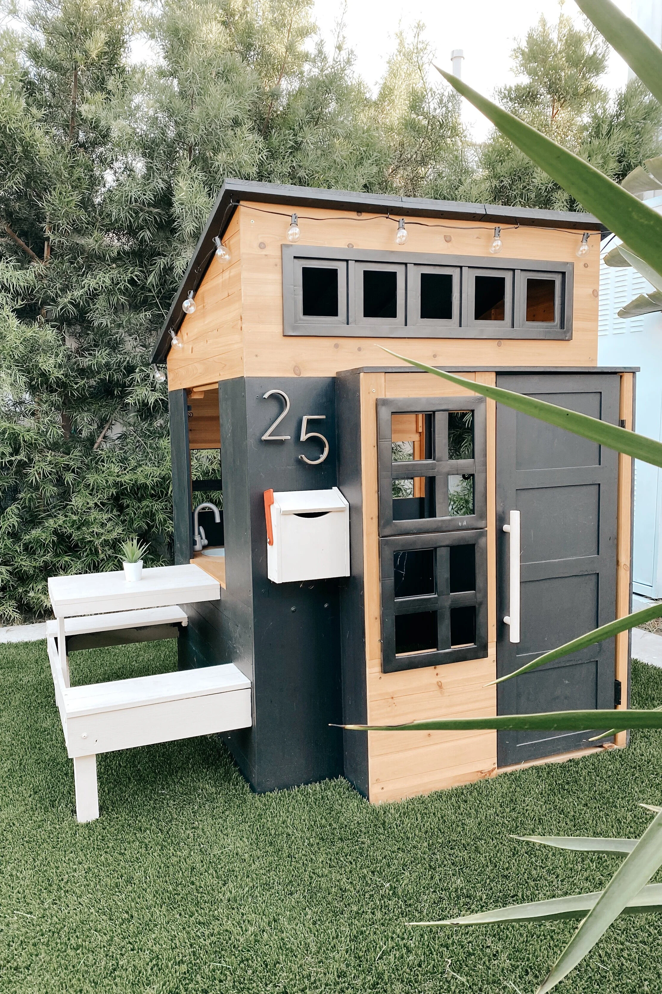 Diy Playhouse Ideas Kidkraft Modern Outdoor Playhouse Makeover