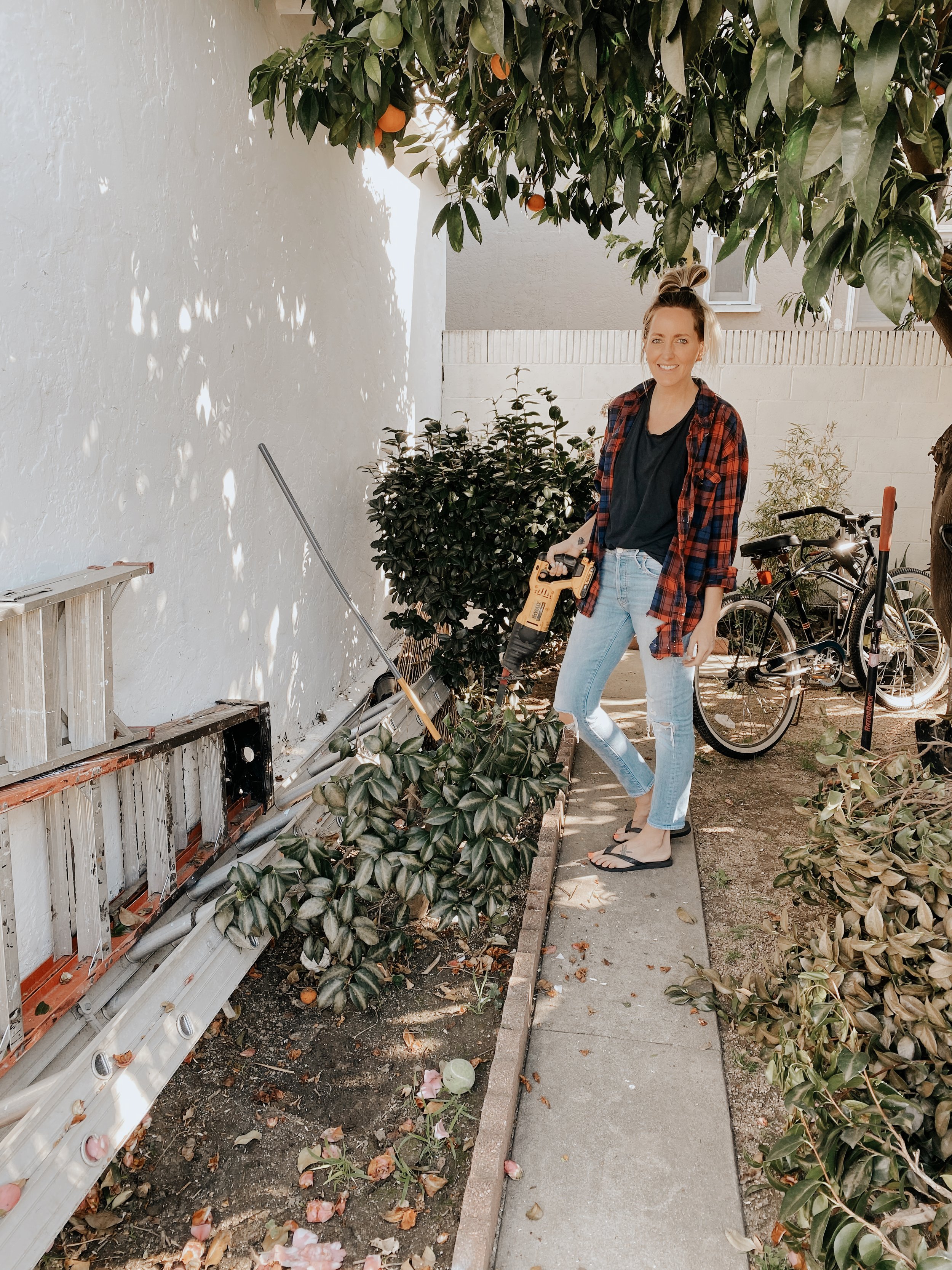 Laura Genevieve of The Blanco Bungalow