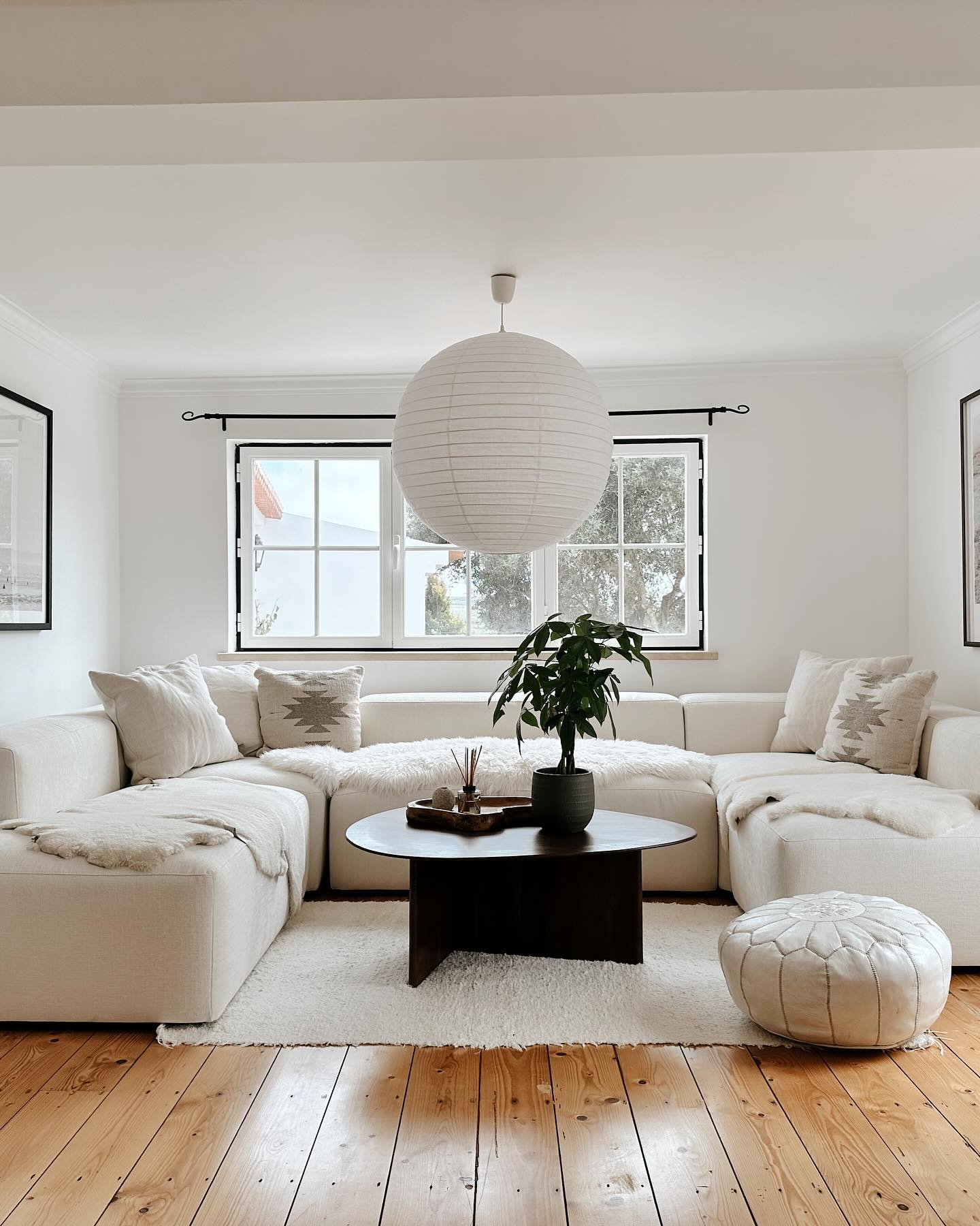 home sweet home, Casa Saguaro🌵

Custom Sofa: @kavehome 
Coffee Table &amp; Chairs: @zarahome 

#blancobungalow 
#interiorstyling
