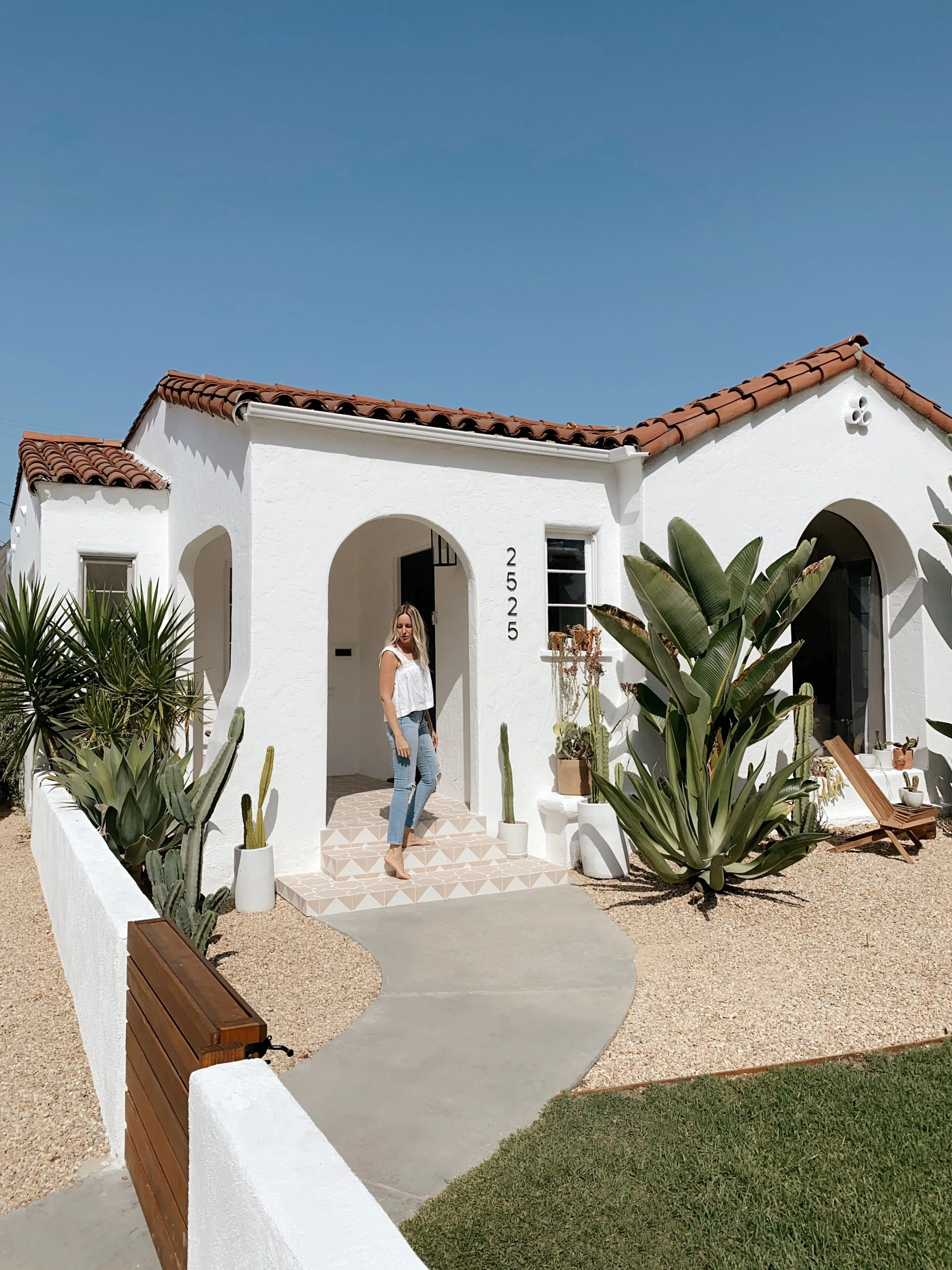 Blanco Bungalow - The Blanco Bungalow