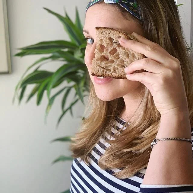 A wholewheat surprise! Talking about good, consistent flours...
🌾
A big shout to the @thedustyknuckle boys and girls! We purchased a few kilos of their wholewheat flour and the taste and results are stunning! 80% hydration, 50% wholemeal, 2h autolys