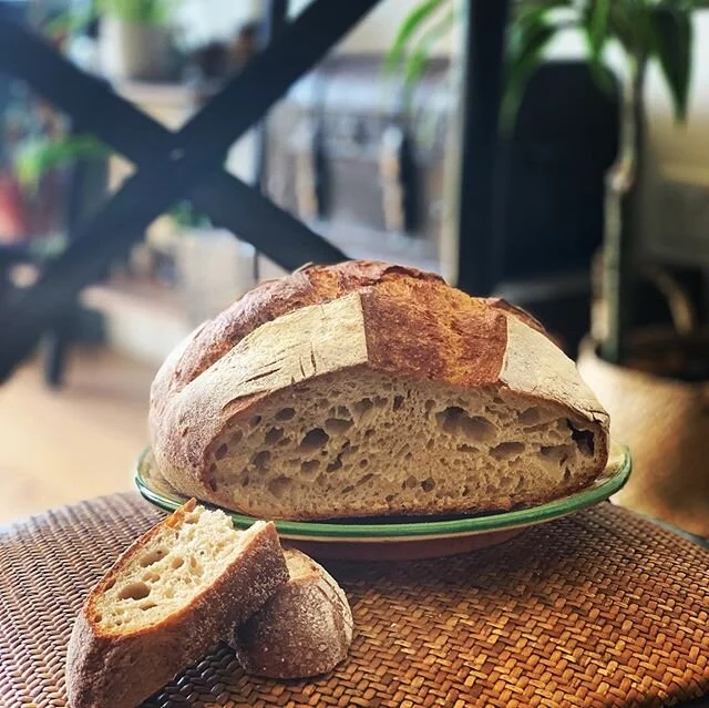 A &lsquo;hearty&rsquo; bread ❤️
🌾
We discovered Khorasan flour (aka Kamut)... the &lsquo;legend&rsquo; tells that some seeds were recovered from an Egyptian pyramid and sold to an American soldier based in Portugal by a dodgy trader. He sent the see
