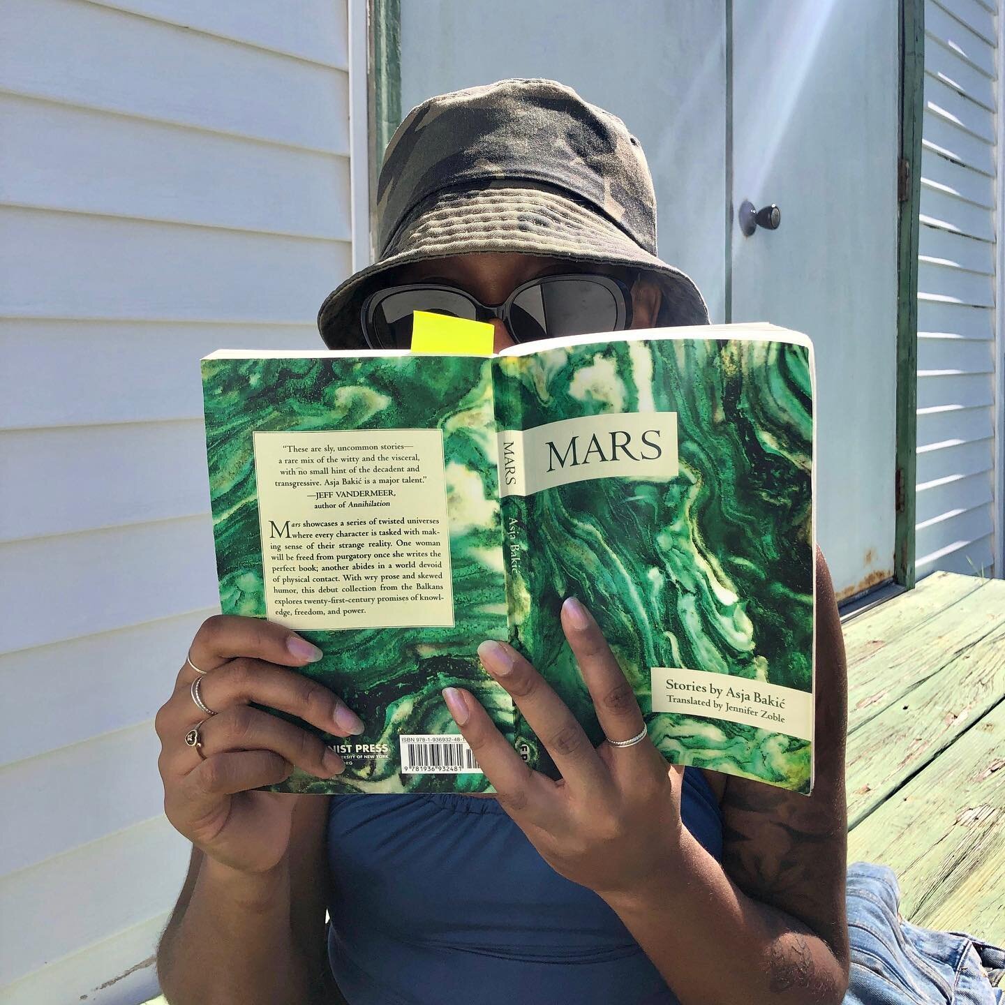 Take us back to sunglasses, summer reads, and bucket hats! 😫📖☀️⠀
.⠀
.⠀
Our last summer read was Mars by @svrshoteka (@feministpress). It's a wonderfully weird, speculative, dark feminist short story collection and we LOVED it! 💕⠀
.⠀
.⠀
Subscribe t