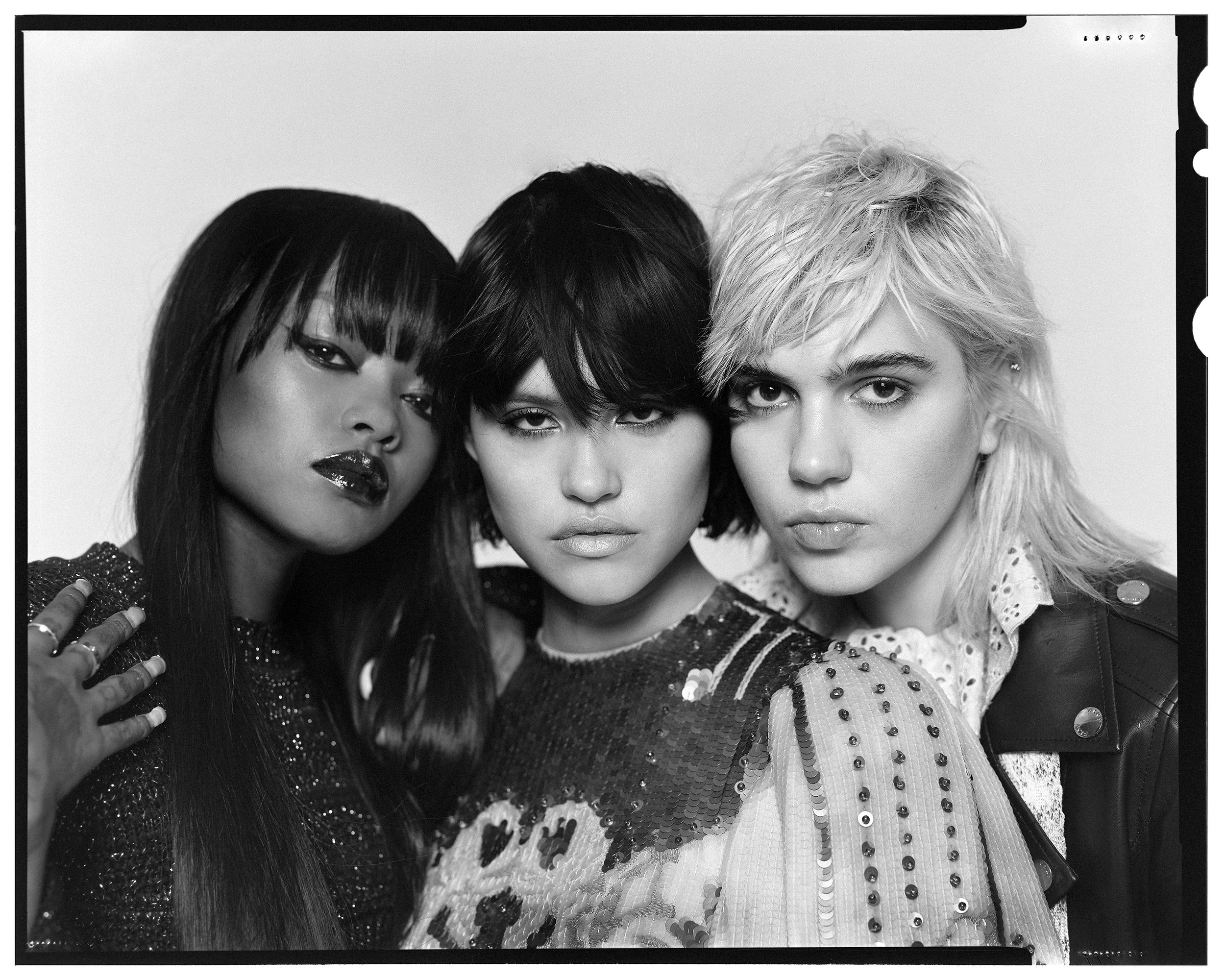 V_MAGAZINE_GROUP_JAN_201993011 FINAL.jpg