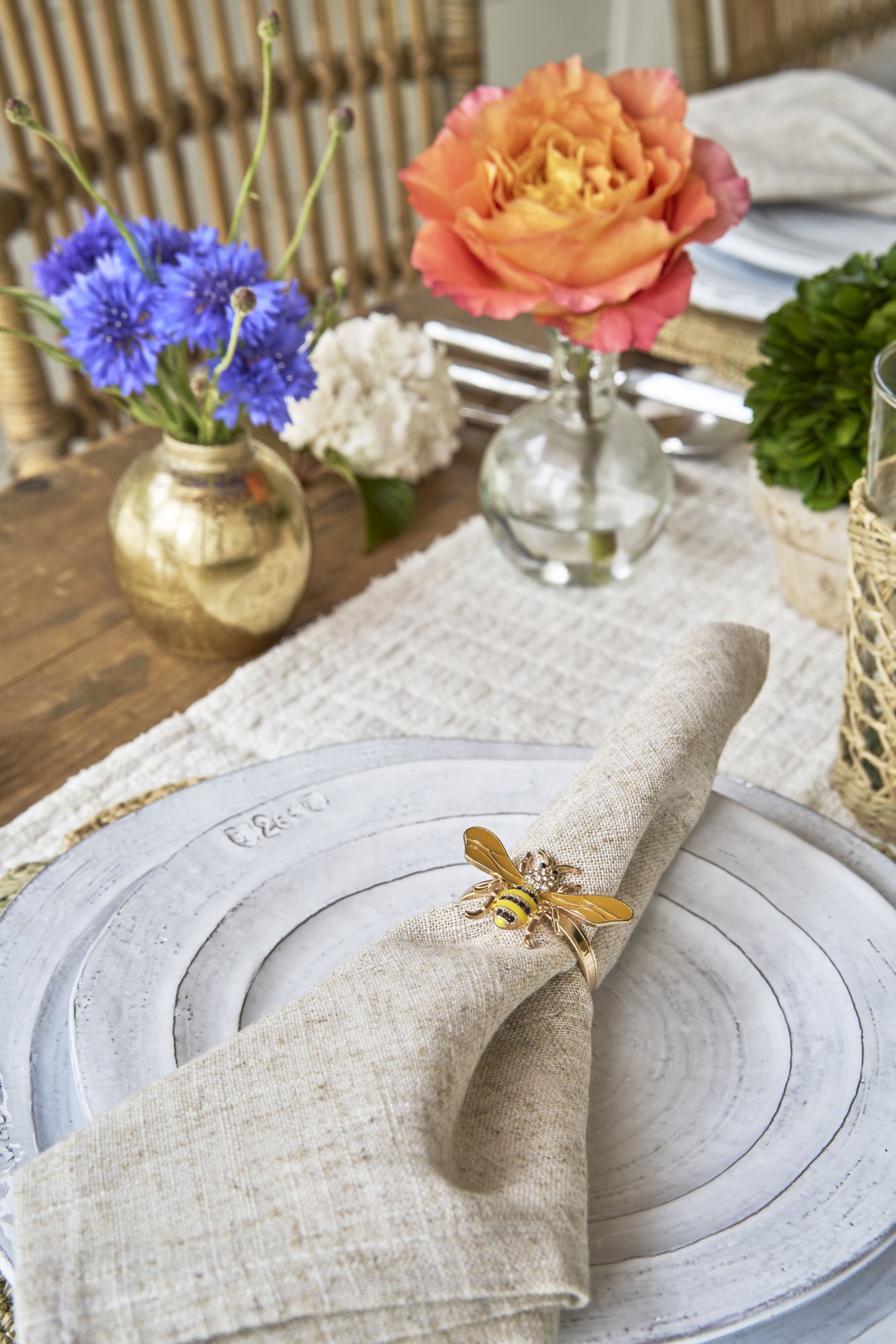 LaurenWills_Southold_June2023_DownstairsCoveredPorchDetail1_0806 RTV1 FINAL.jpg