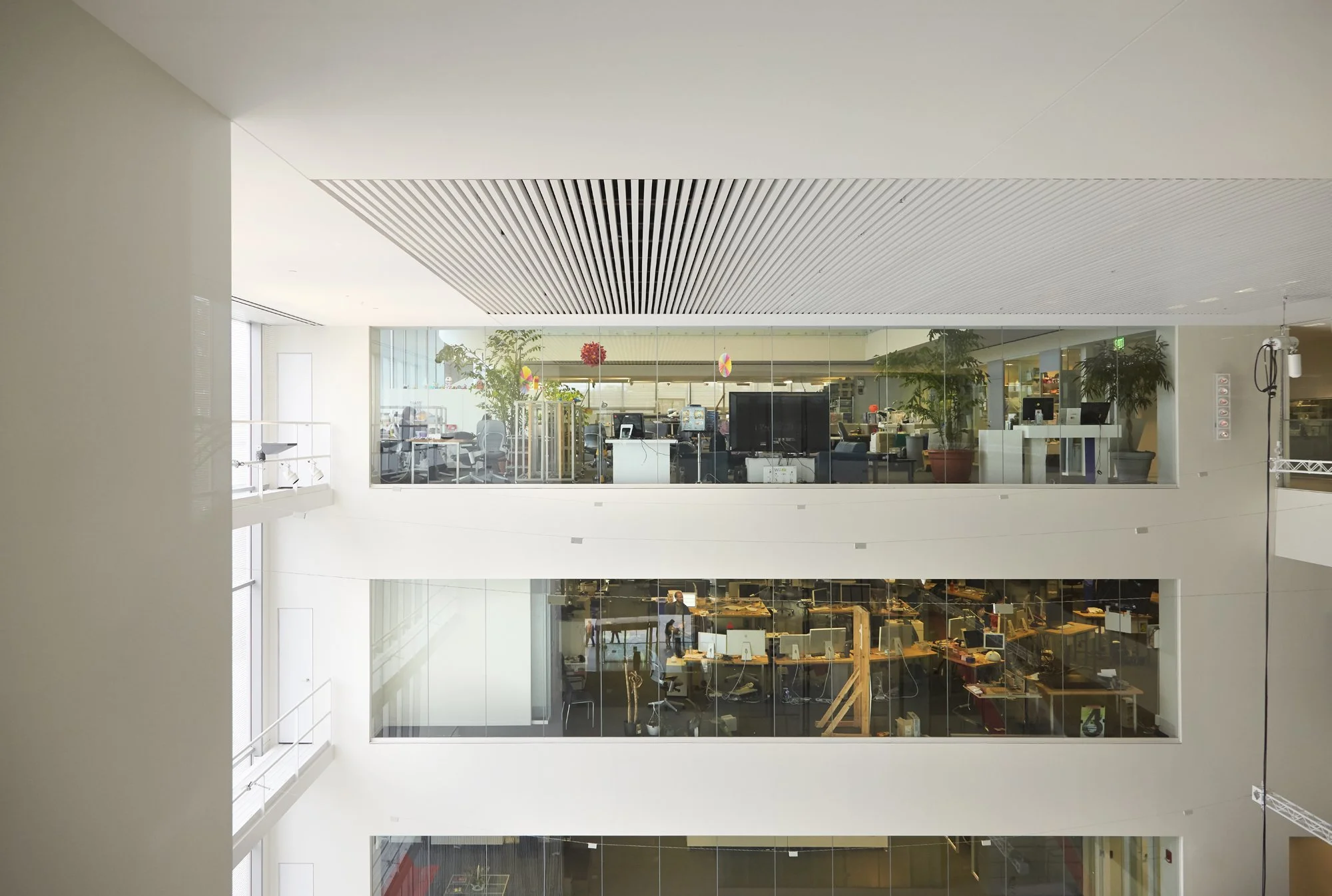 MIT Media Lab IMG_9925.jpg