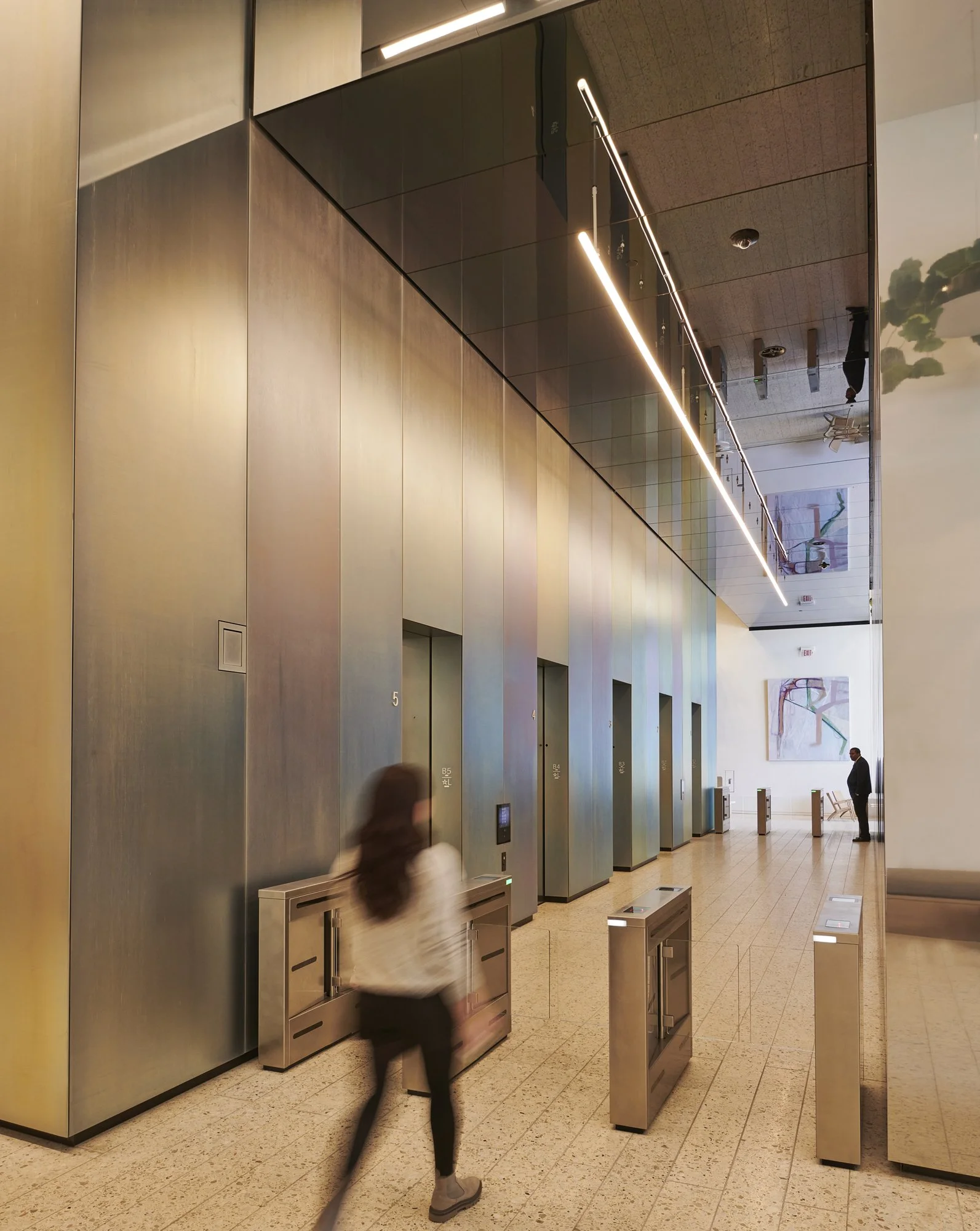 Tishman Speyer The Spiral MARCH 2023 PHOTOS_Lobby_0136 RTV1.jpg